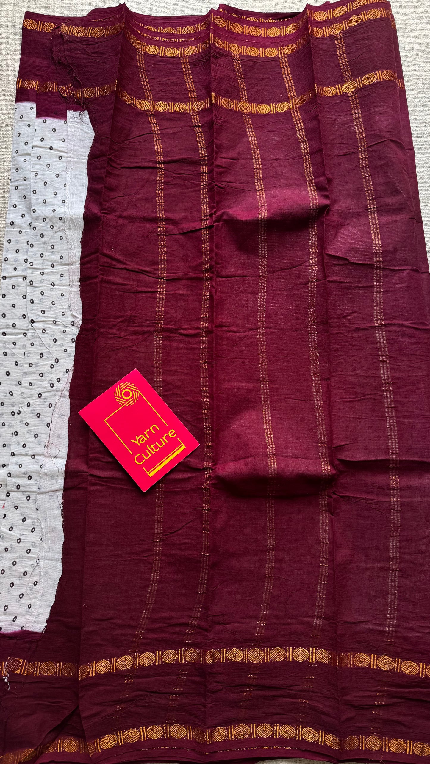 White with maroon sungudi motif and rudraksham border, madurai soft cotton - YCCOTNAUSC01