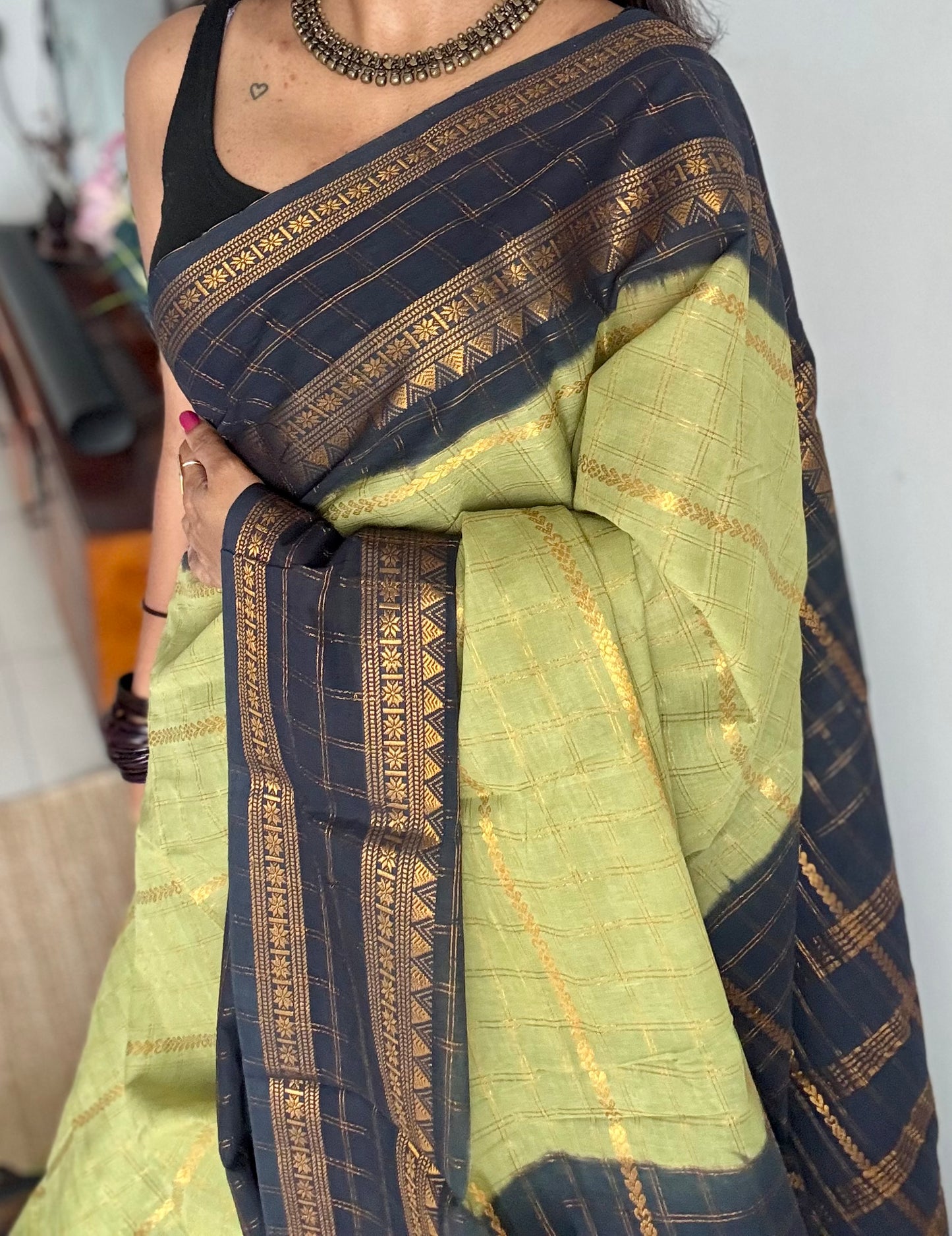 Pista green with black, Adayar checks with velthaari pattern, madurai cotton - YCCOTNOCSC08