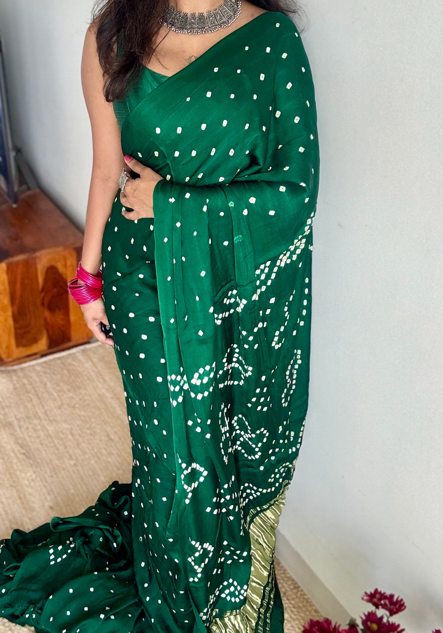 Green crushed bandhani modal silk with lagdi patta (zari pallu) - YCDESE30