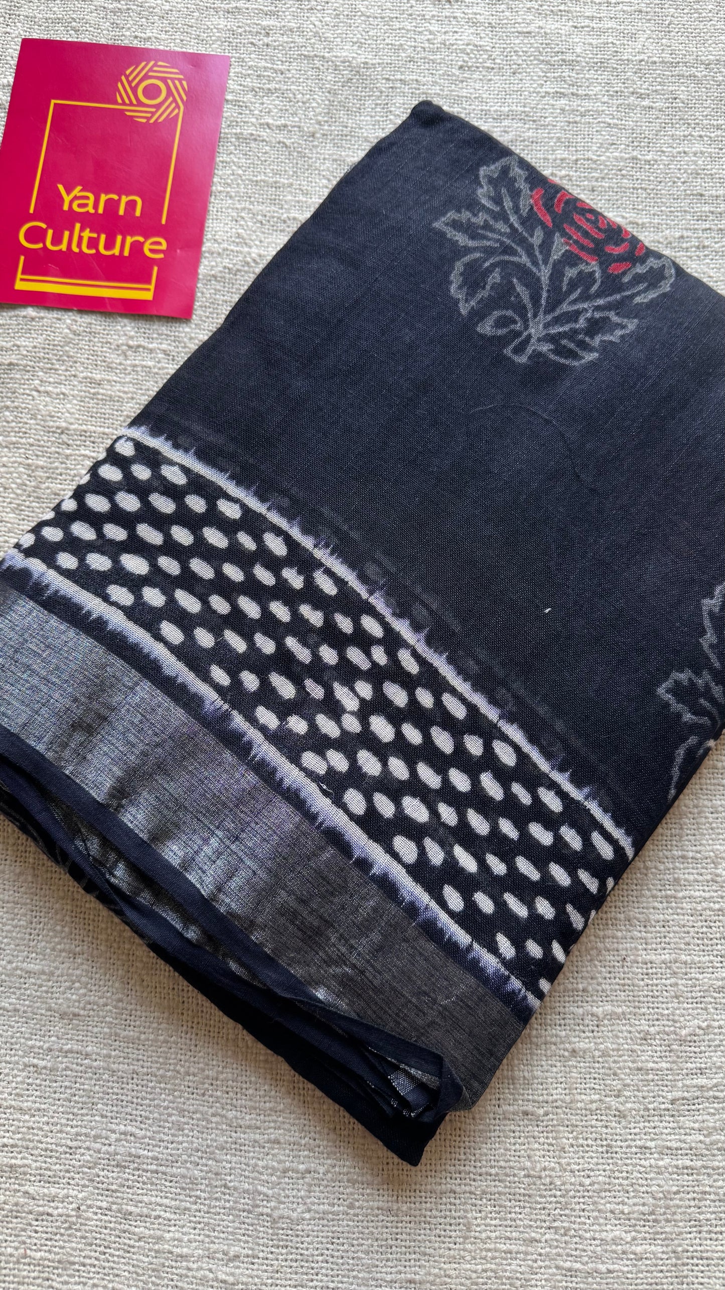 Black linen, red rose motif, silver zari border - YCTOROCBP58