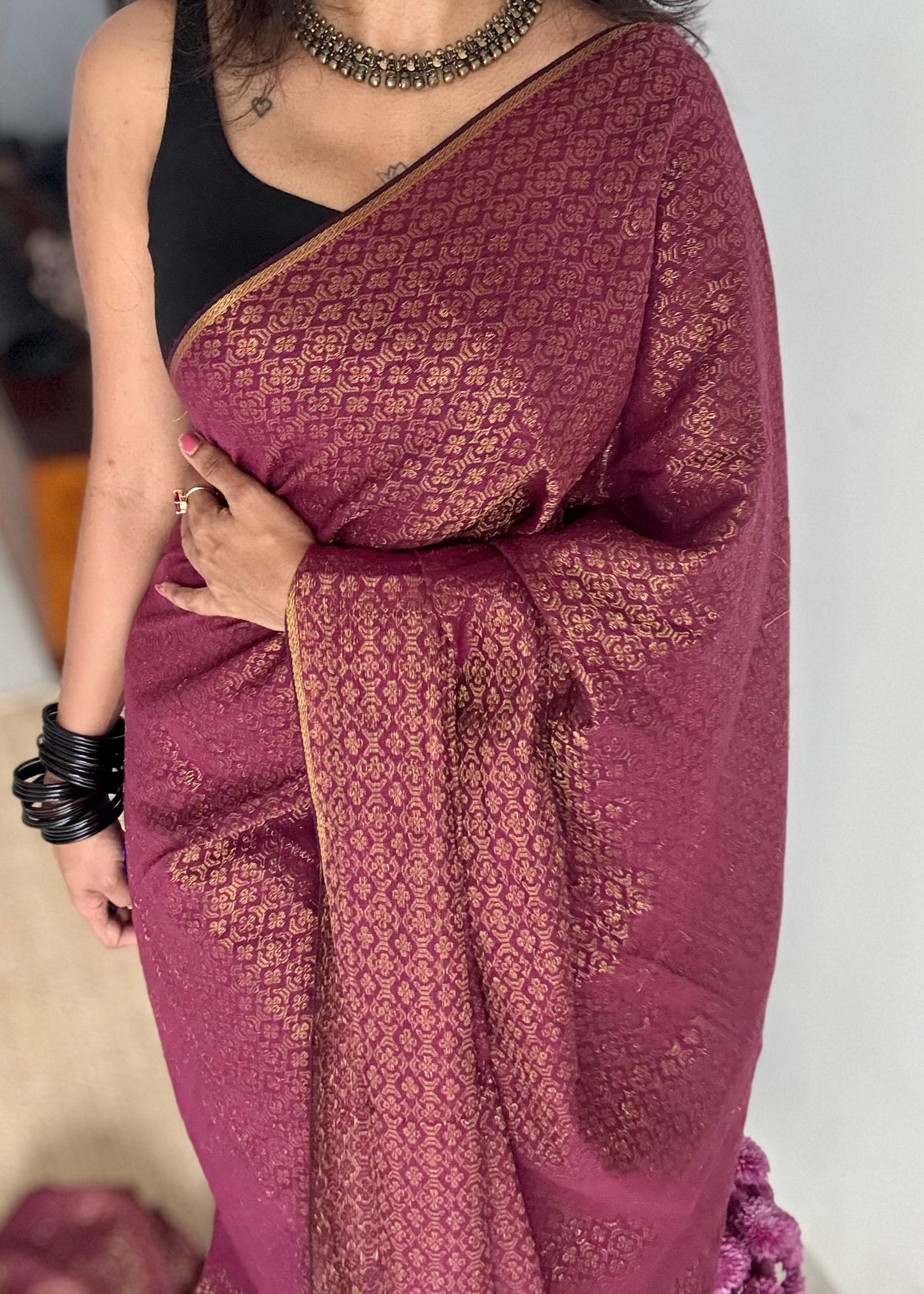 Wine and gold brocade pattern in mul - YCBCFEJUBM01