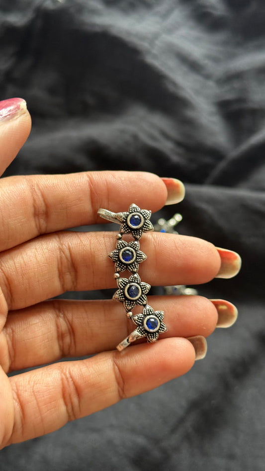 Oxidised silver, blue stone floral patterned earcuff - YCOSEC712