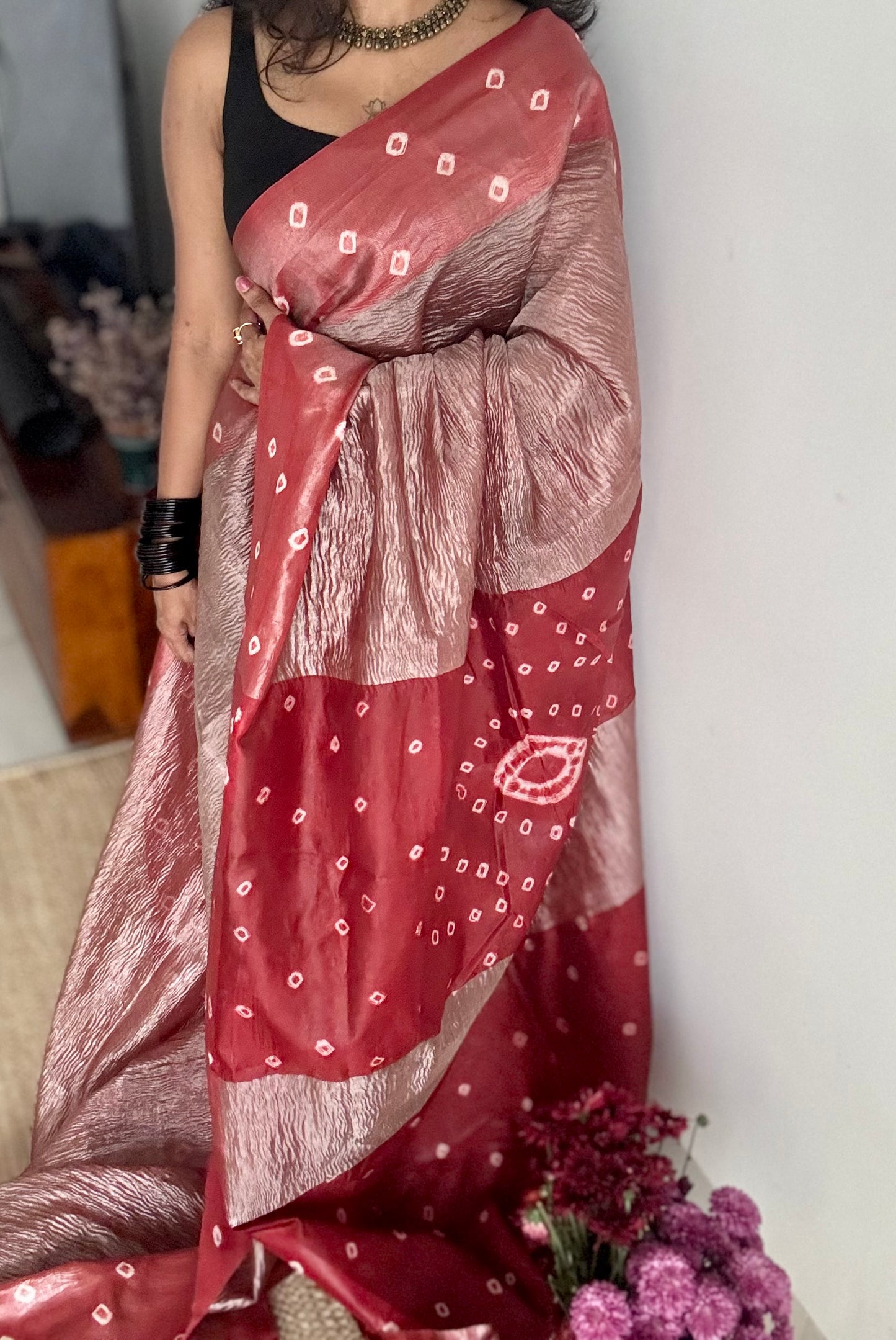 Reddish brown in crushed tissue, with bandhni borders in art silk - YCBLFE21