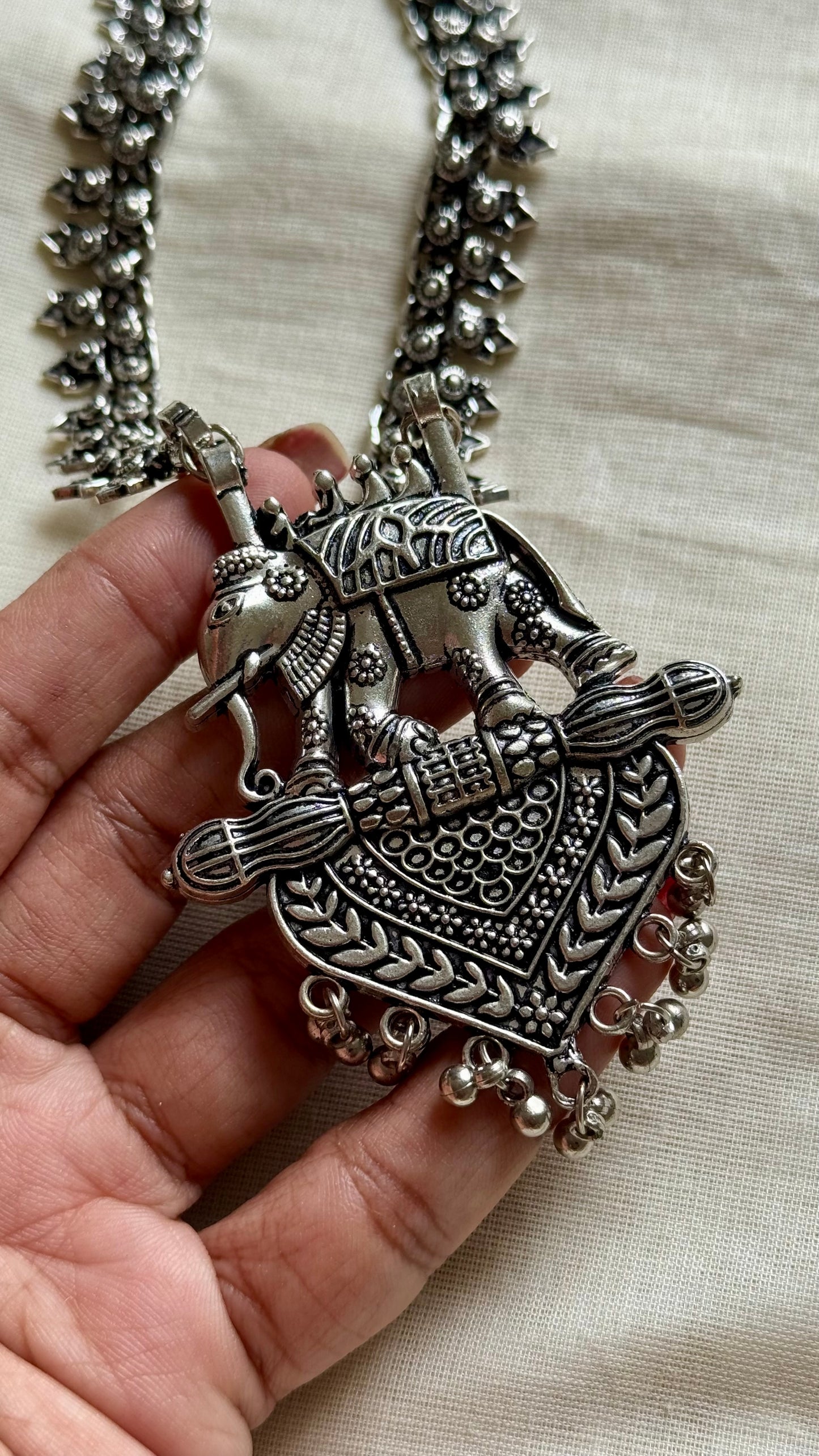 Long neckpiece with elephant pendant, oxidised silver - YCOSNP440a