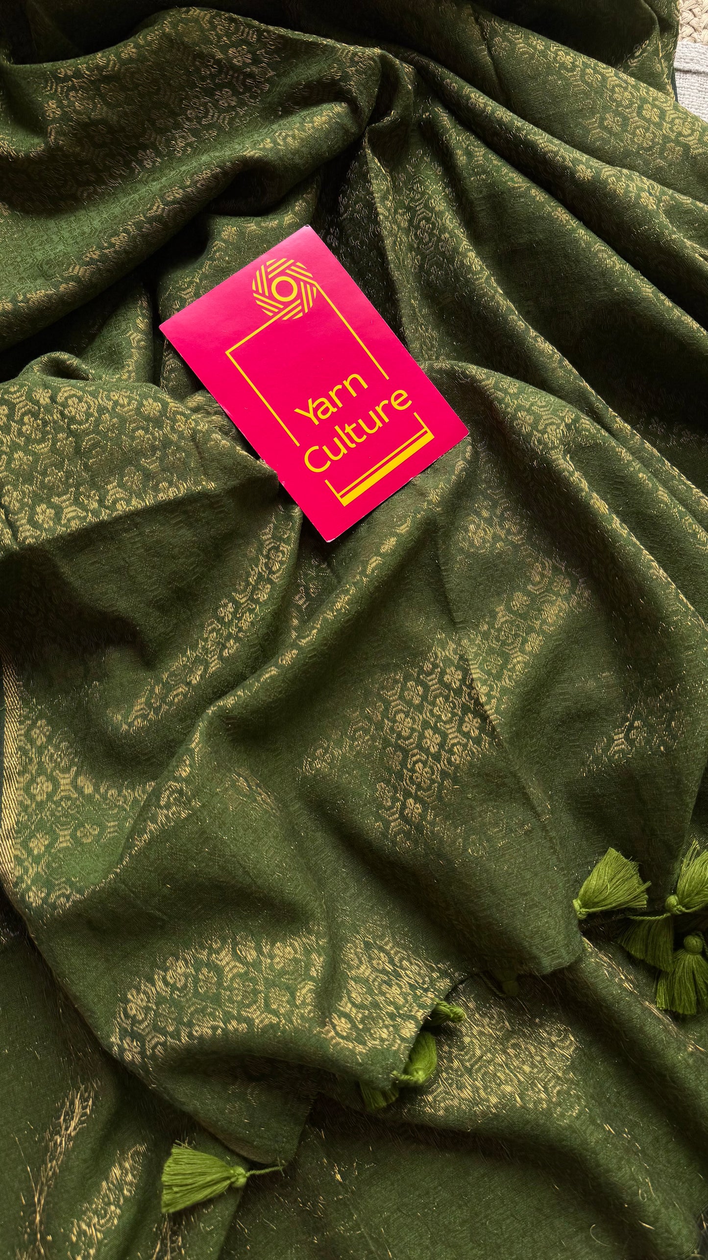 Green and gold brocade pattern in mul - YCBCFEJUBM03