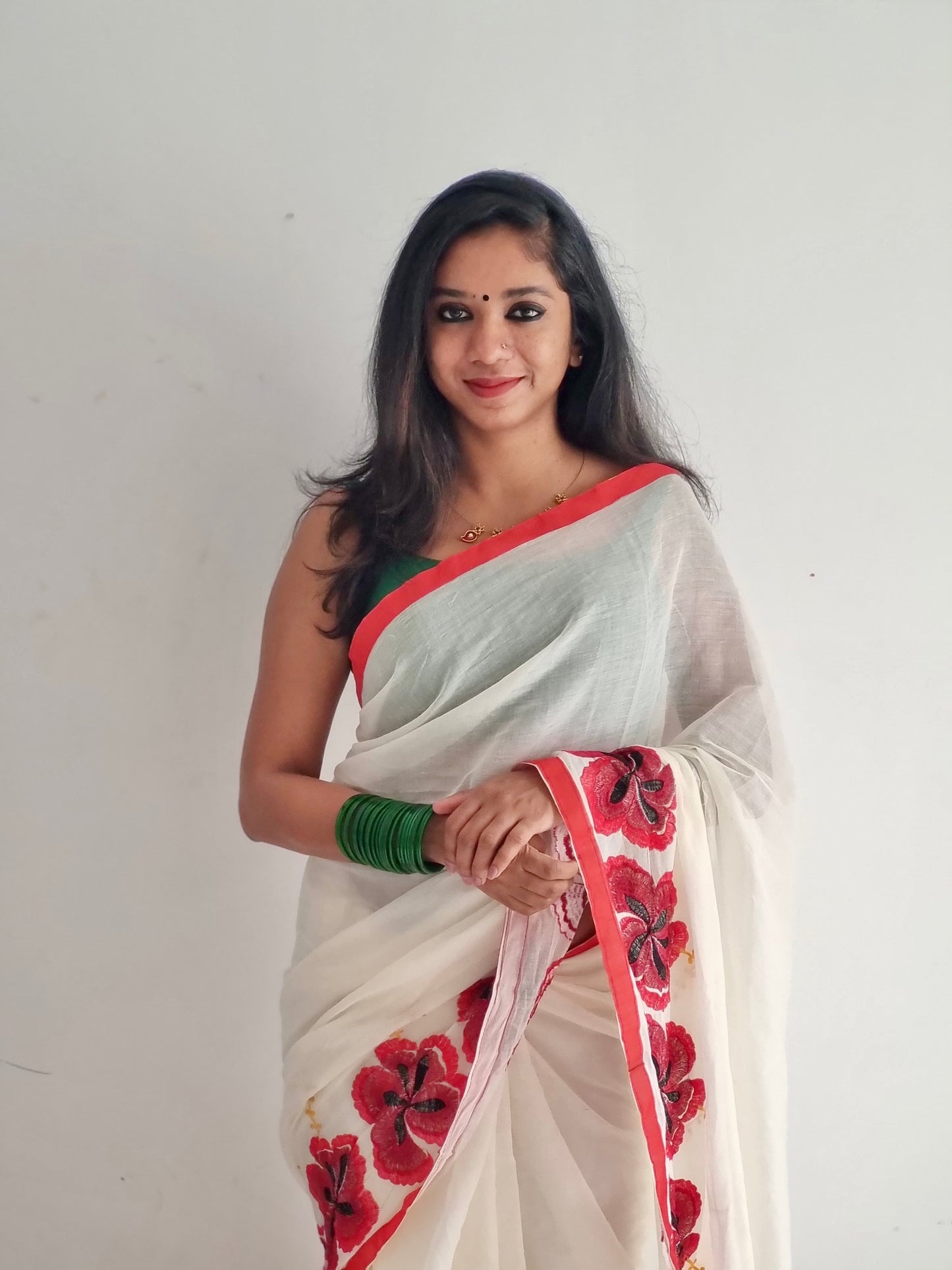 Chembarathi : Red Hibiscus flower cutwork in soft cotton, YCON25BCSC241