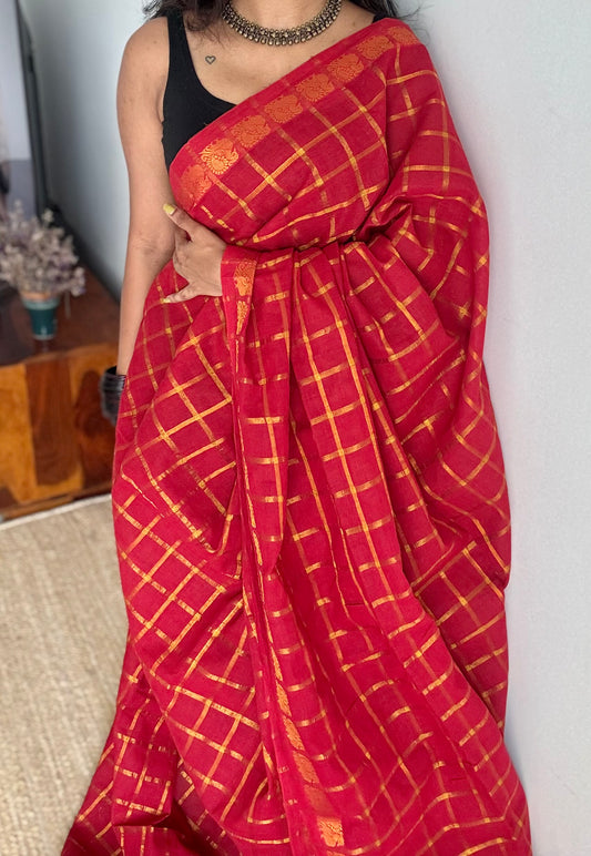 Red pavithra kattam sungudi, madurai cotton - YCCOTNSEMS01