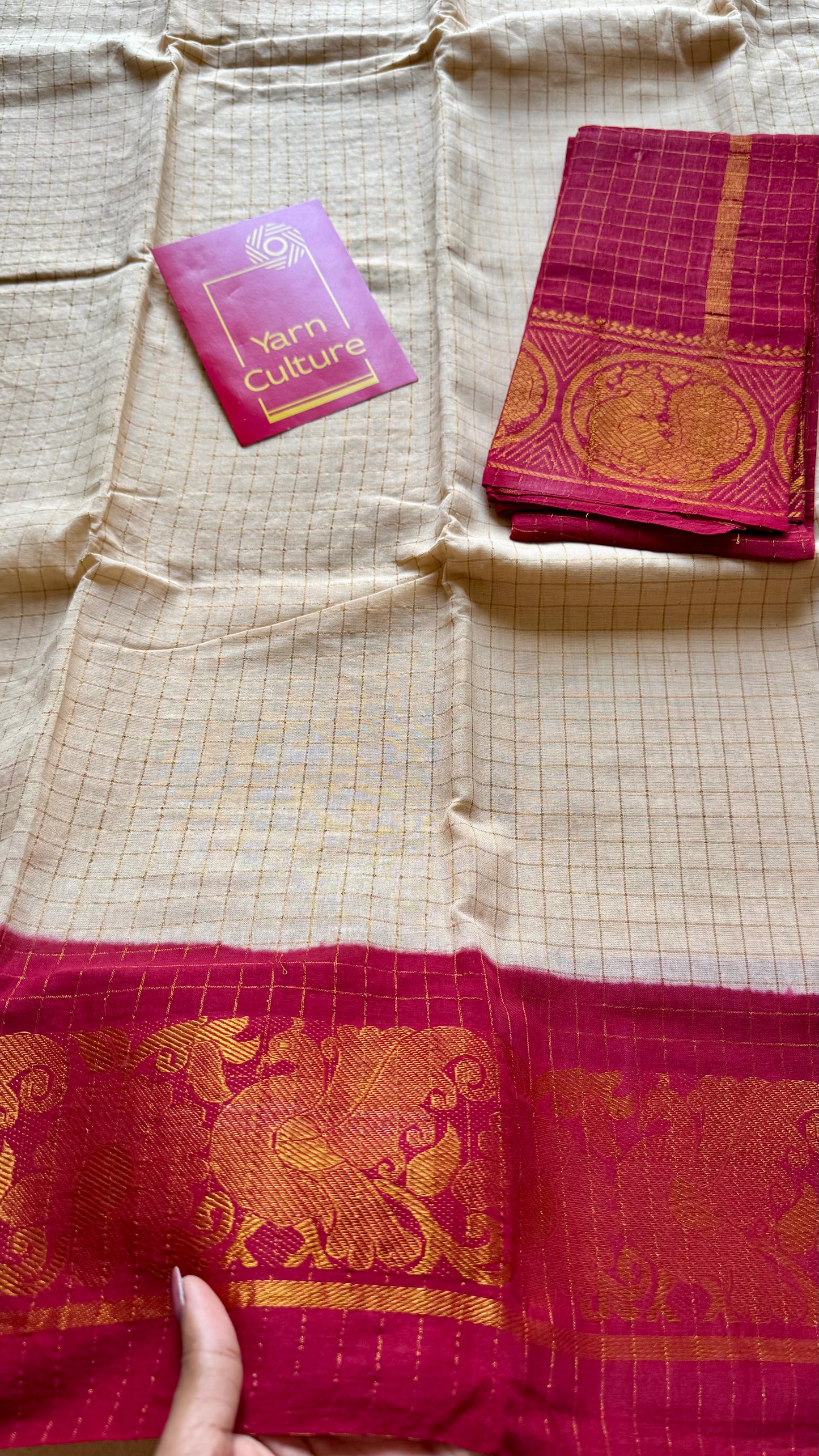 Ivory with red contrast zari checkered sungudi, kattuchayam dyed madurai cotton - YCIEON94