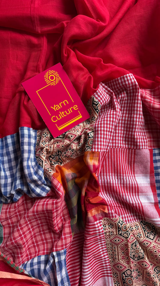 Red mul saree with patchwork on pallu - YCBCAUMCP01