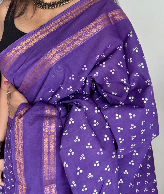 Purple, wax dot printed sungudi, kattuchayam dyed madurai cotton - YCCOTNMSAP151