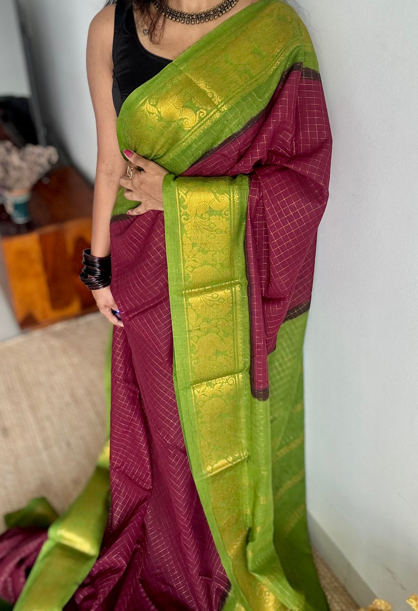 Wine with green checkered sungudi, madurai cotton - YCCOTNOCSC25