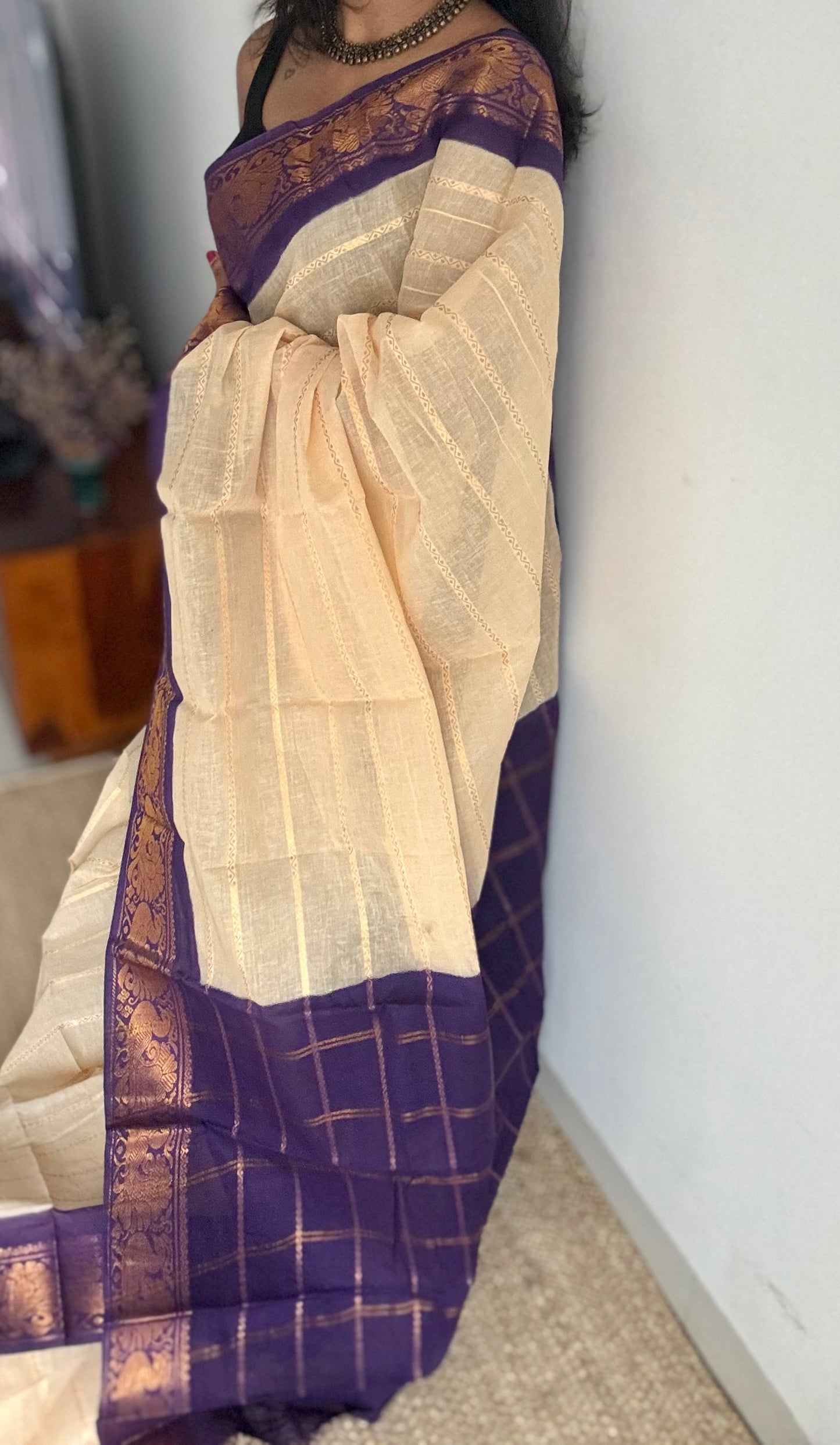 Cream with purple, peacock motif border - madurai kattuchayam dyed - YCCOTNAUS20