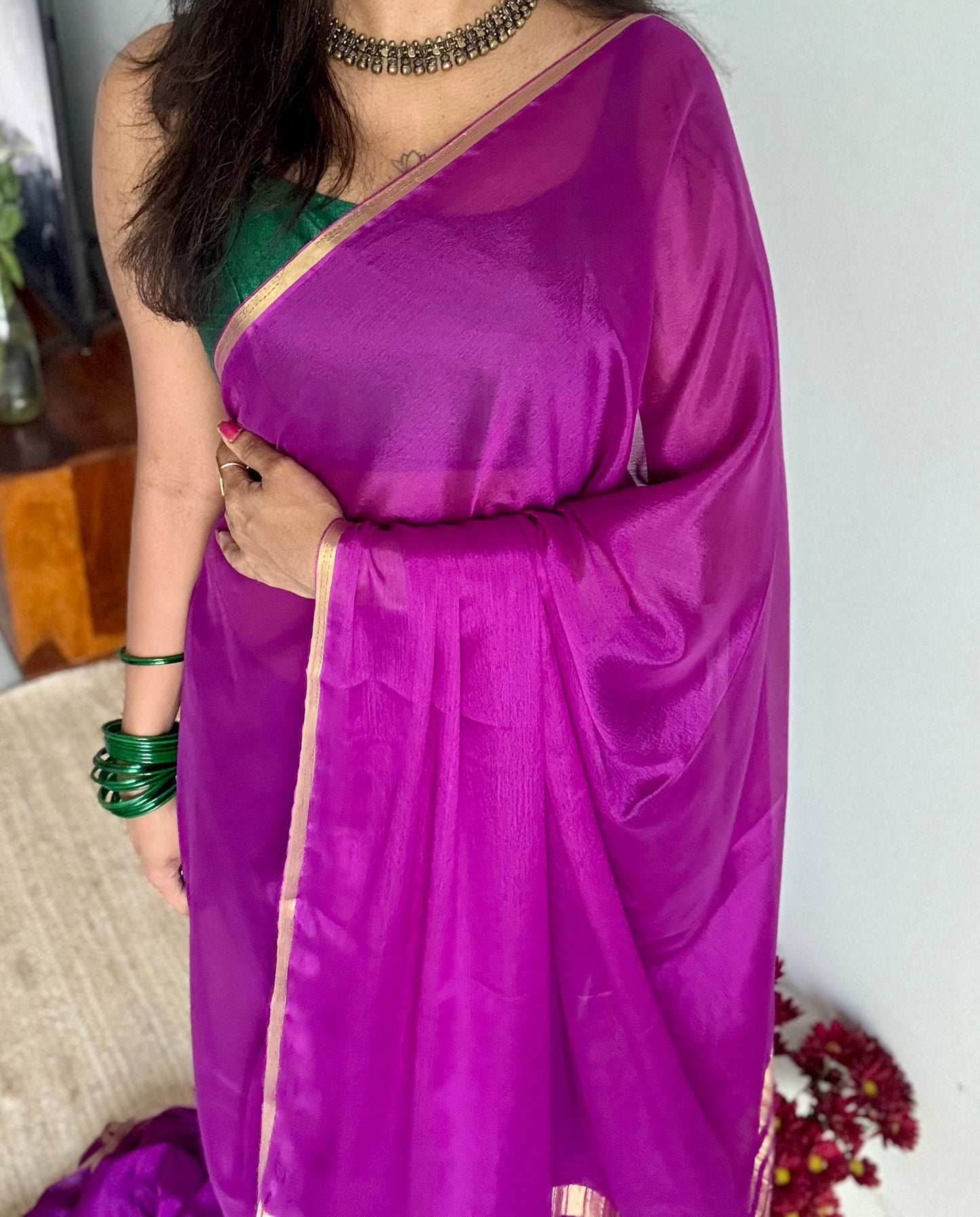Purple chiffon with thin gold zari border - YCDESE21