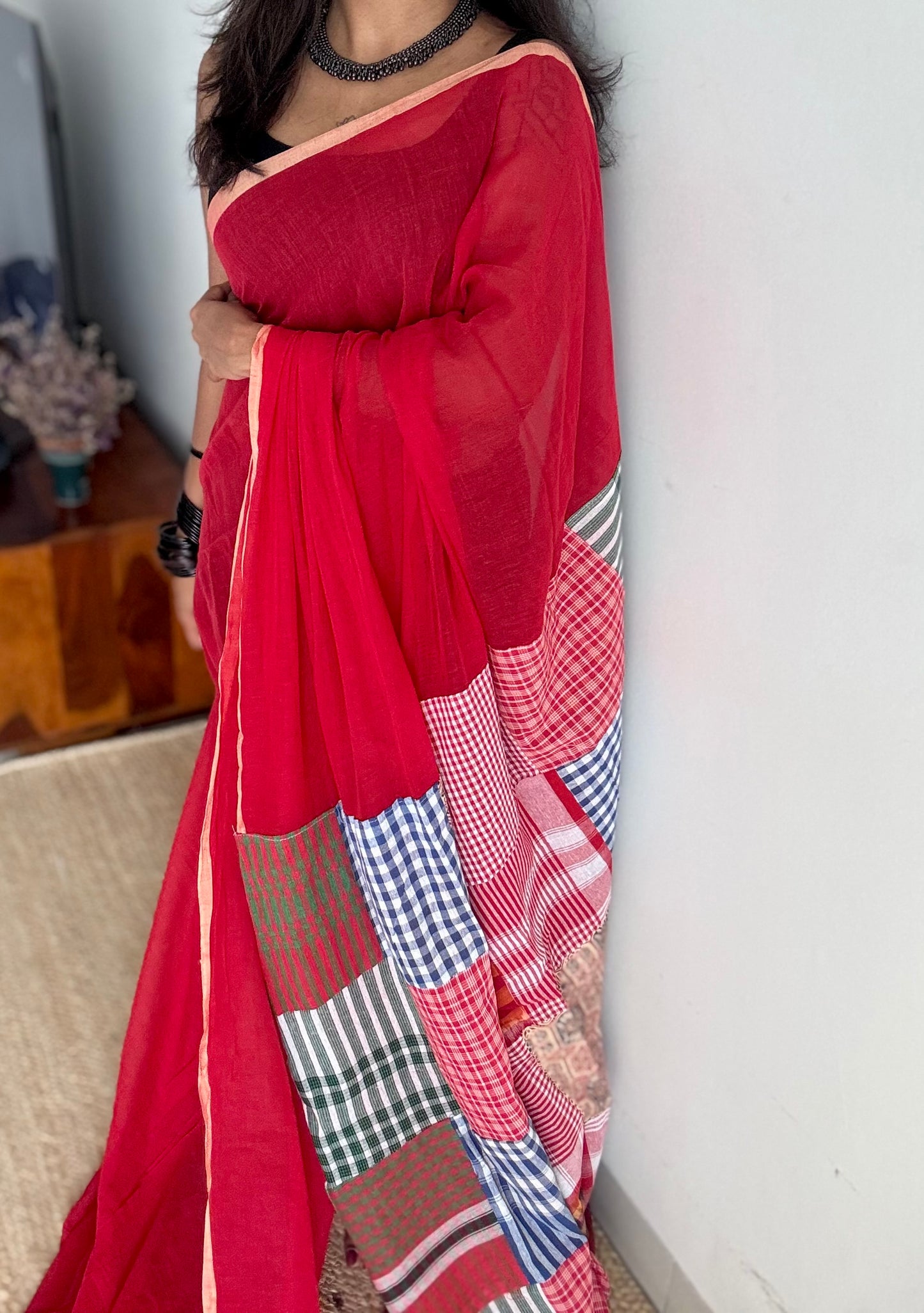 Red mul saree with patchwork on pallu - YCBCAUMCP01