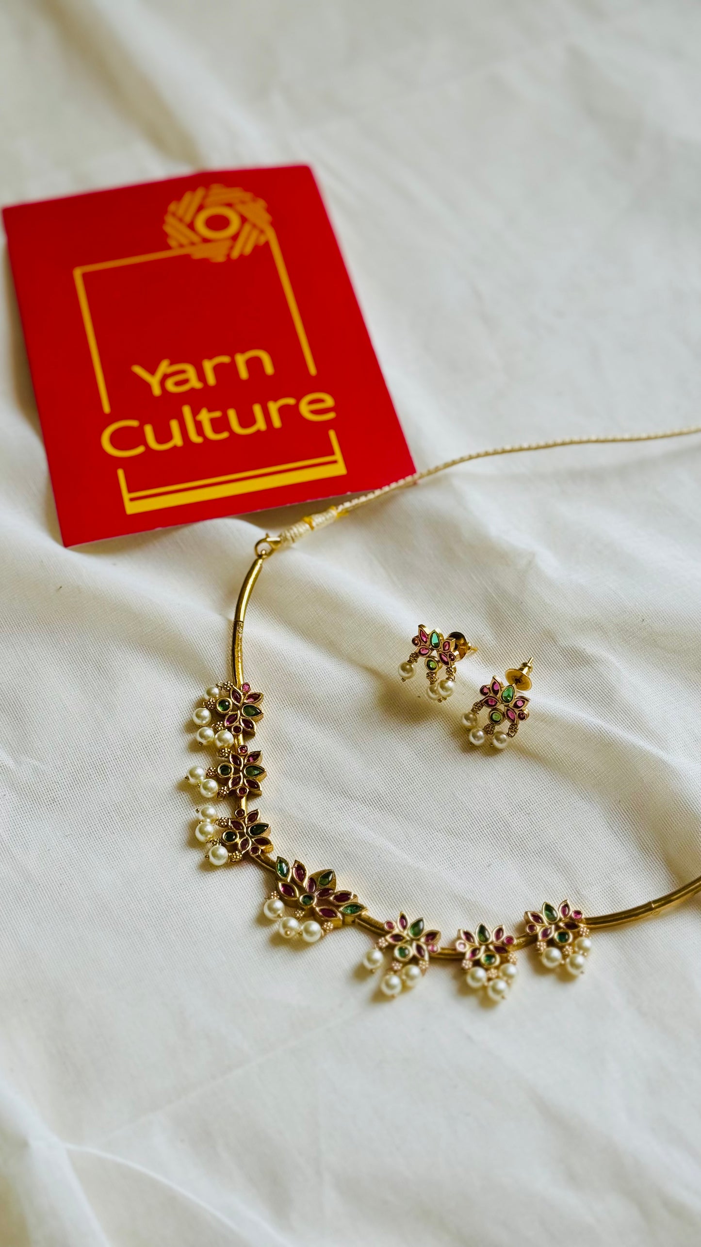 Lotus hasli, ruby and green stones - YCGPNP802