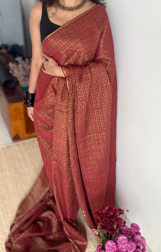 Maroon and gold brocade pattern in mul - YCBCFEJUBM07