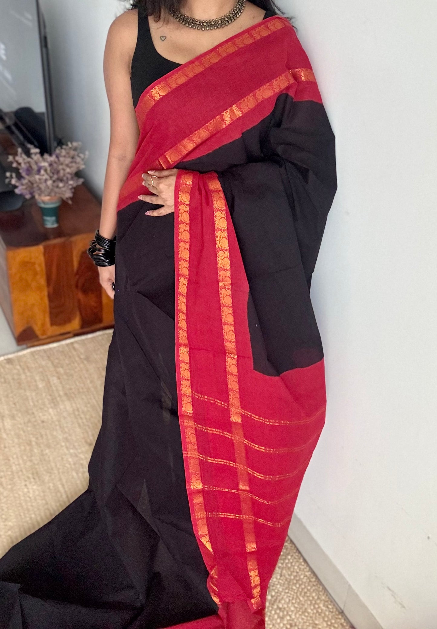 Black with red, rettaipettu sungudi, soft cotton - YCCOTNJSUN05