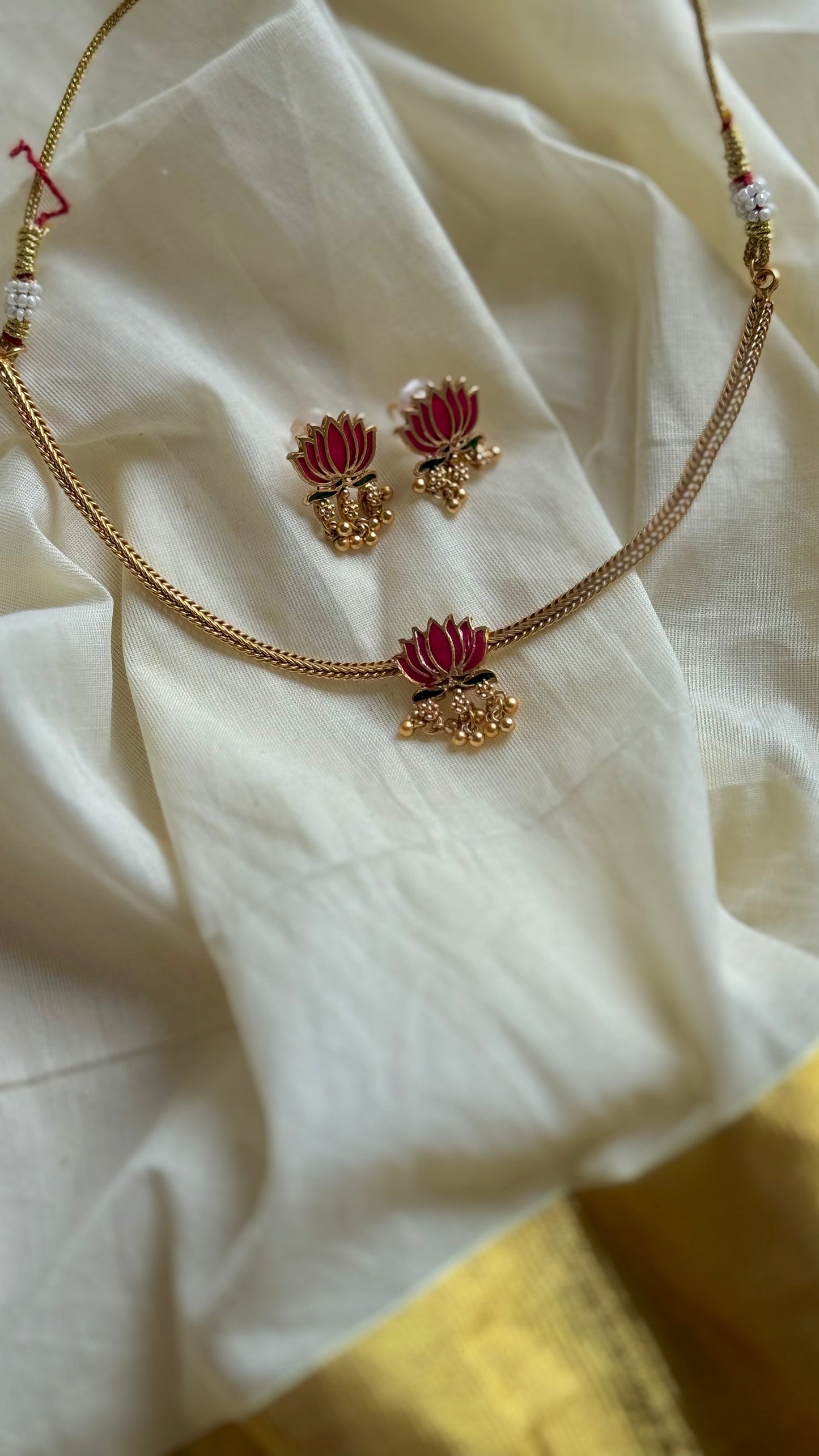 Pink lotus attigai with earrings - YCAGC147