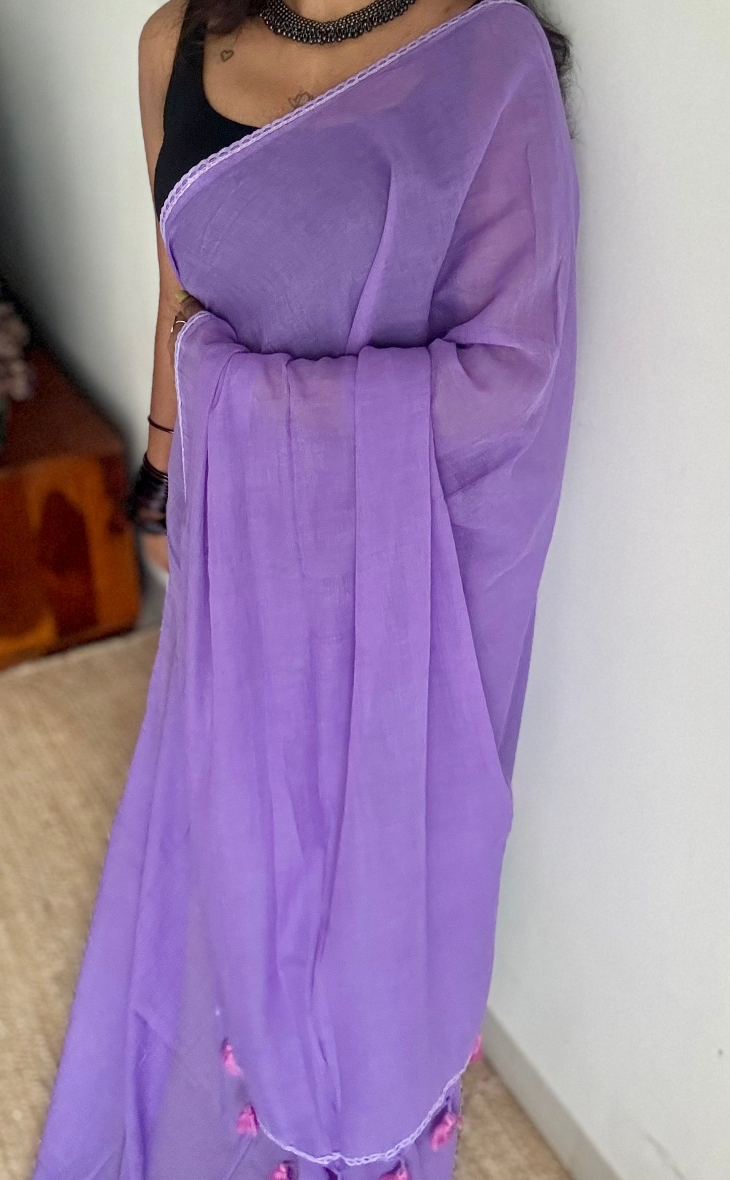 Lilac plain mul with lace border - YCBCMCLSE04