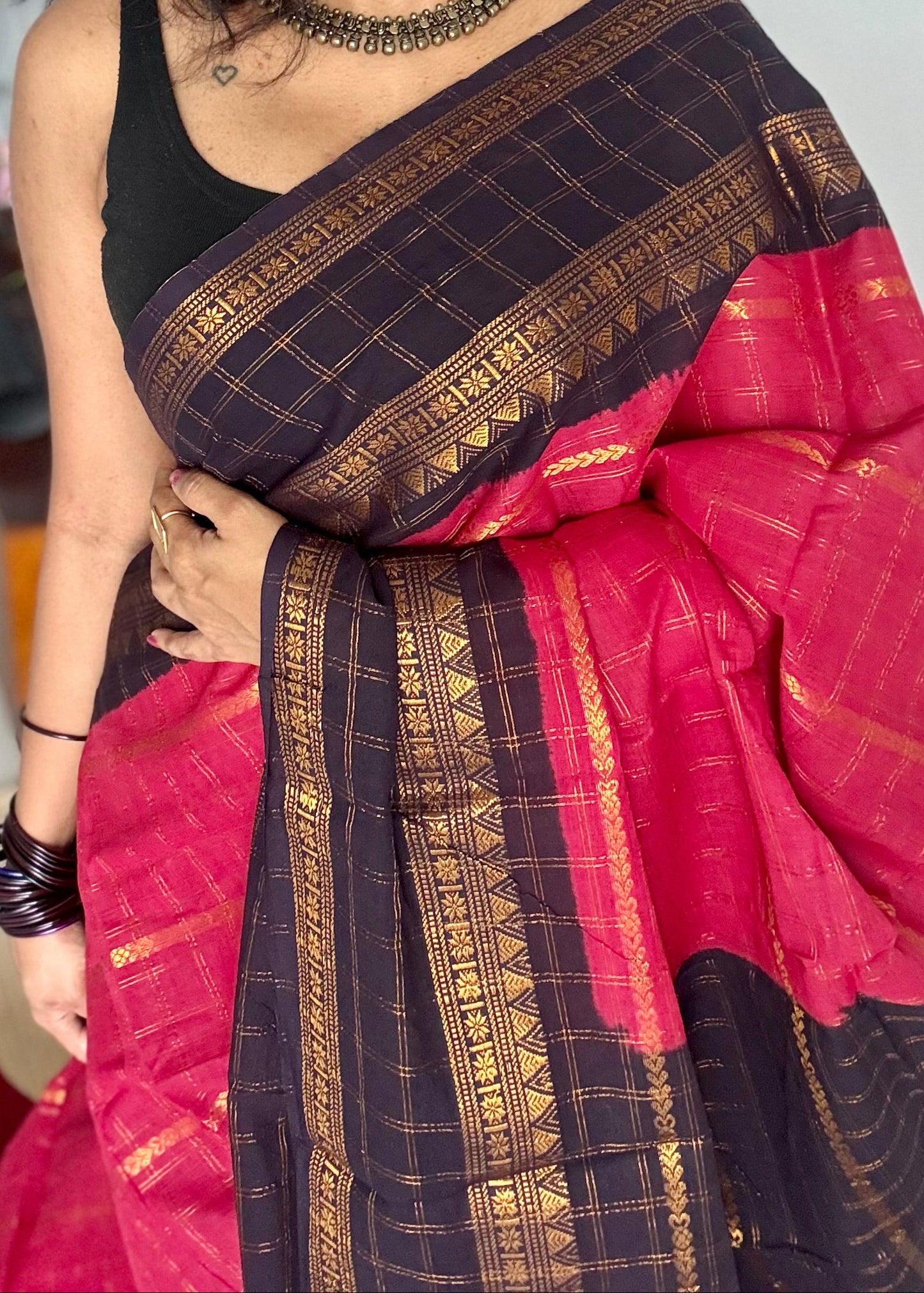 Pinkish red with dark blue, Adayar checks with velthaari pattern, madurai cotton - YCCOTNOCSC05
