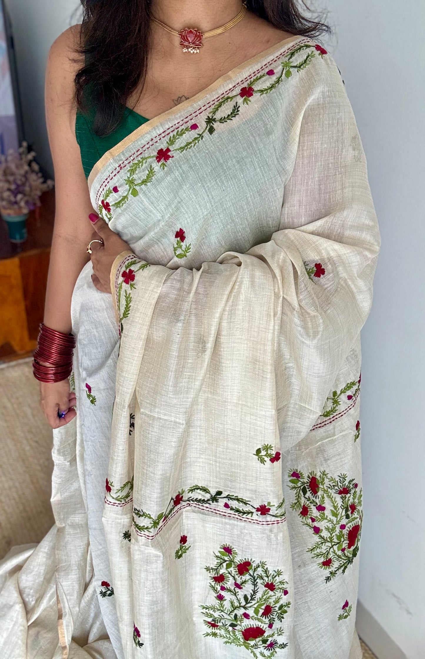 Ivory maheshwari cotton silk blend with red and magenta floral kantha threadwork - YCBLJULMK02