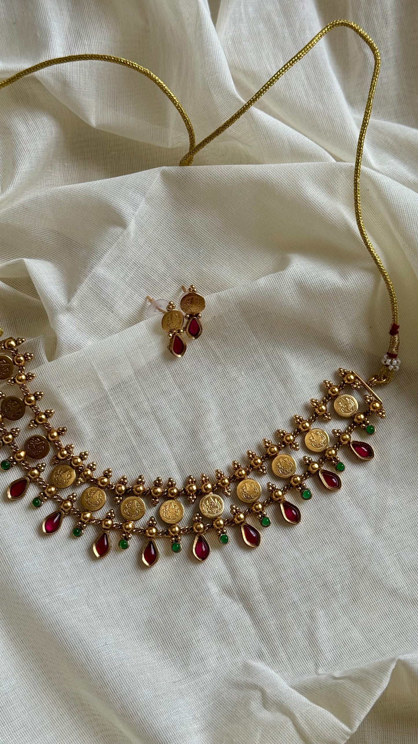 Double layer coin necklace with red and green stones - YCAGC75