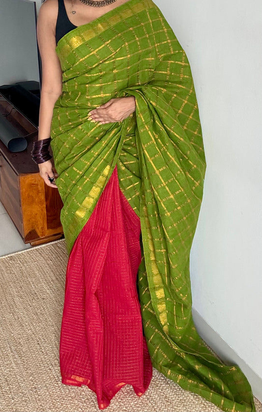 Green with Chilli red, sungudi cotton half-half saree - YCCOTNMSFE349
