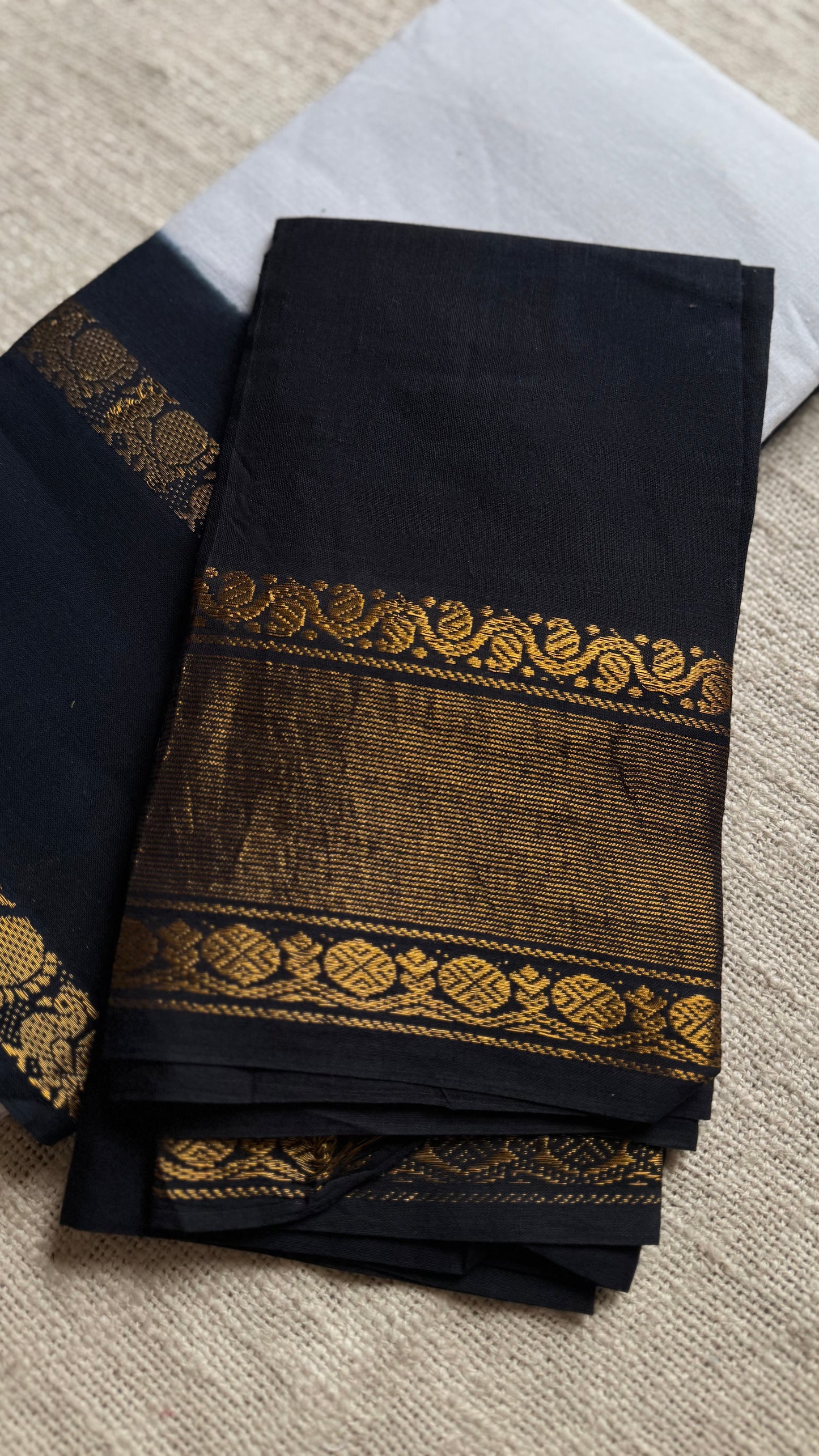 Carmine red and black, rettaipettu peacock double border, madurai soft cotton - YCCOTNAURS4