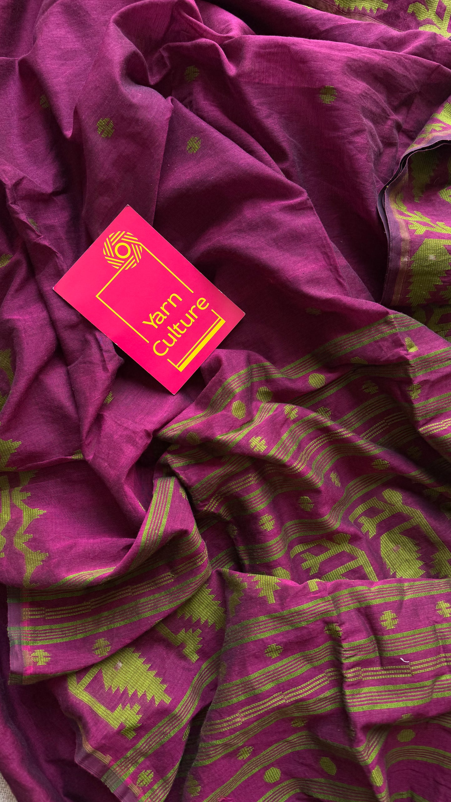 Ruby with green contrast jamdani saree in soft handloom cotton - YCBCJDFE376