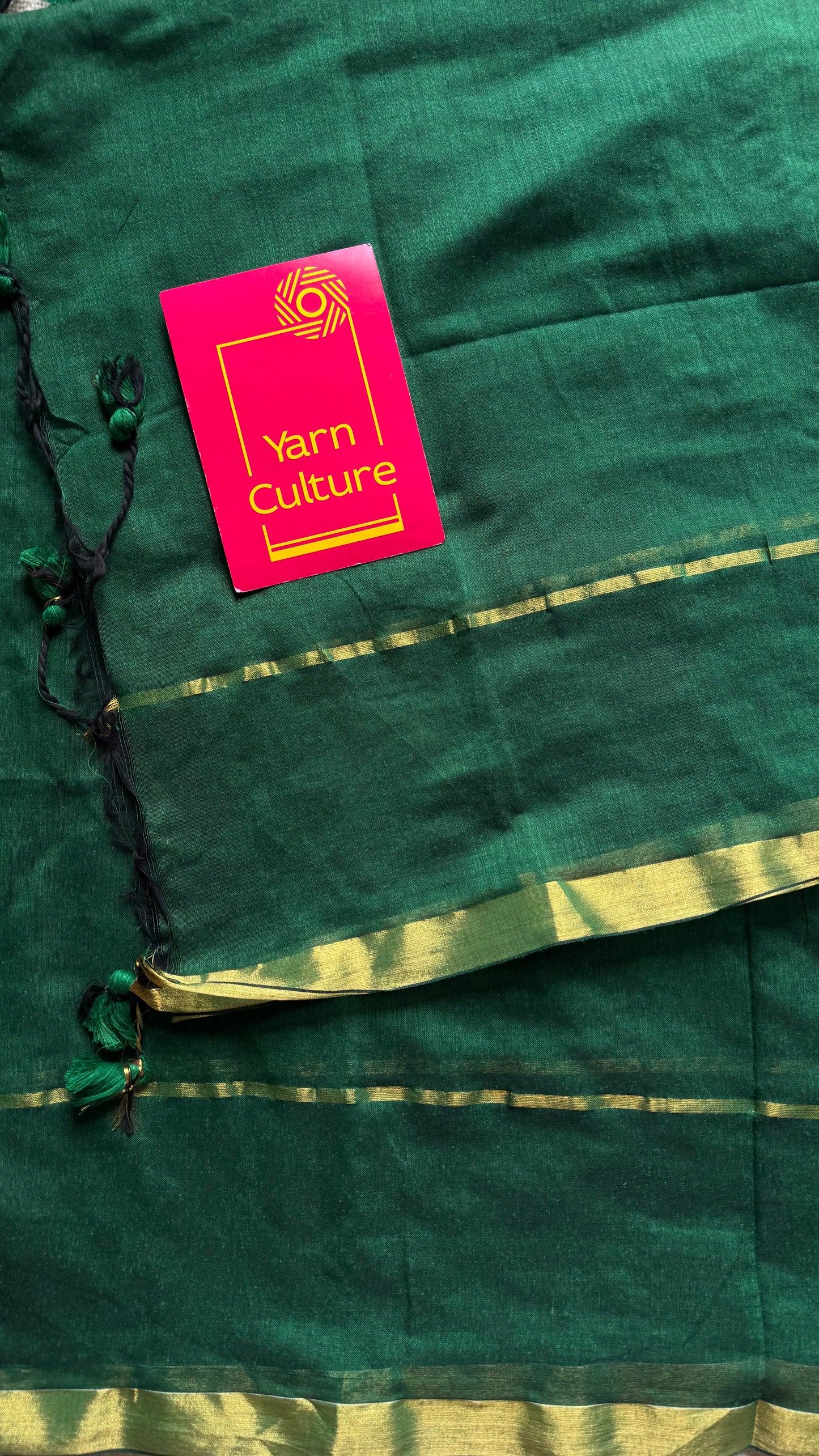 Green mul, antique gold zari, gap border pattern - YCBCMCGZSE71