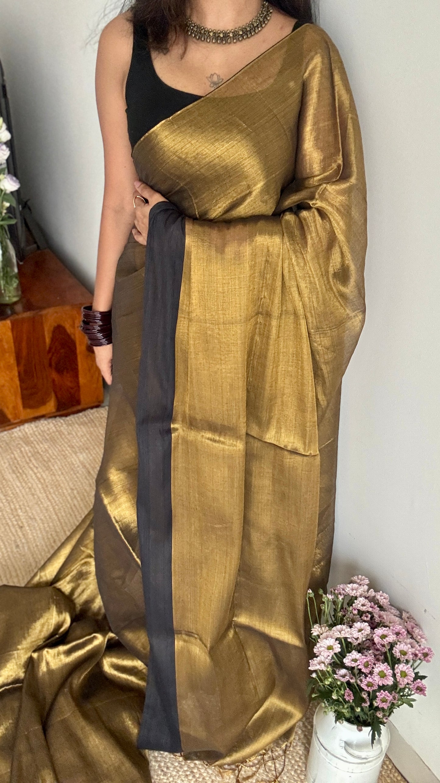 Antique gold with black border, mul tissue YCBCMT02