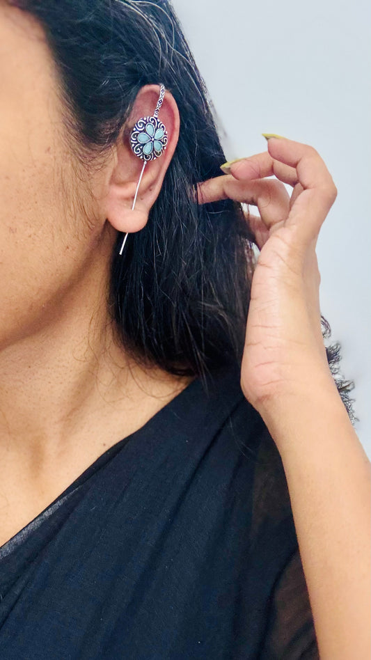 Oxidised silver, powder blue stone, round floral earcuff - YCOSEEC300