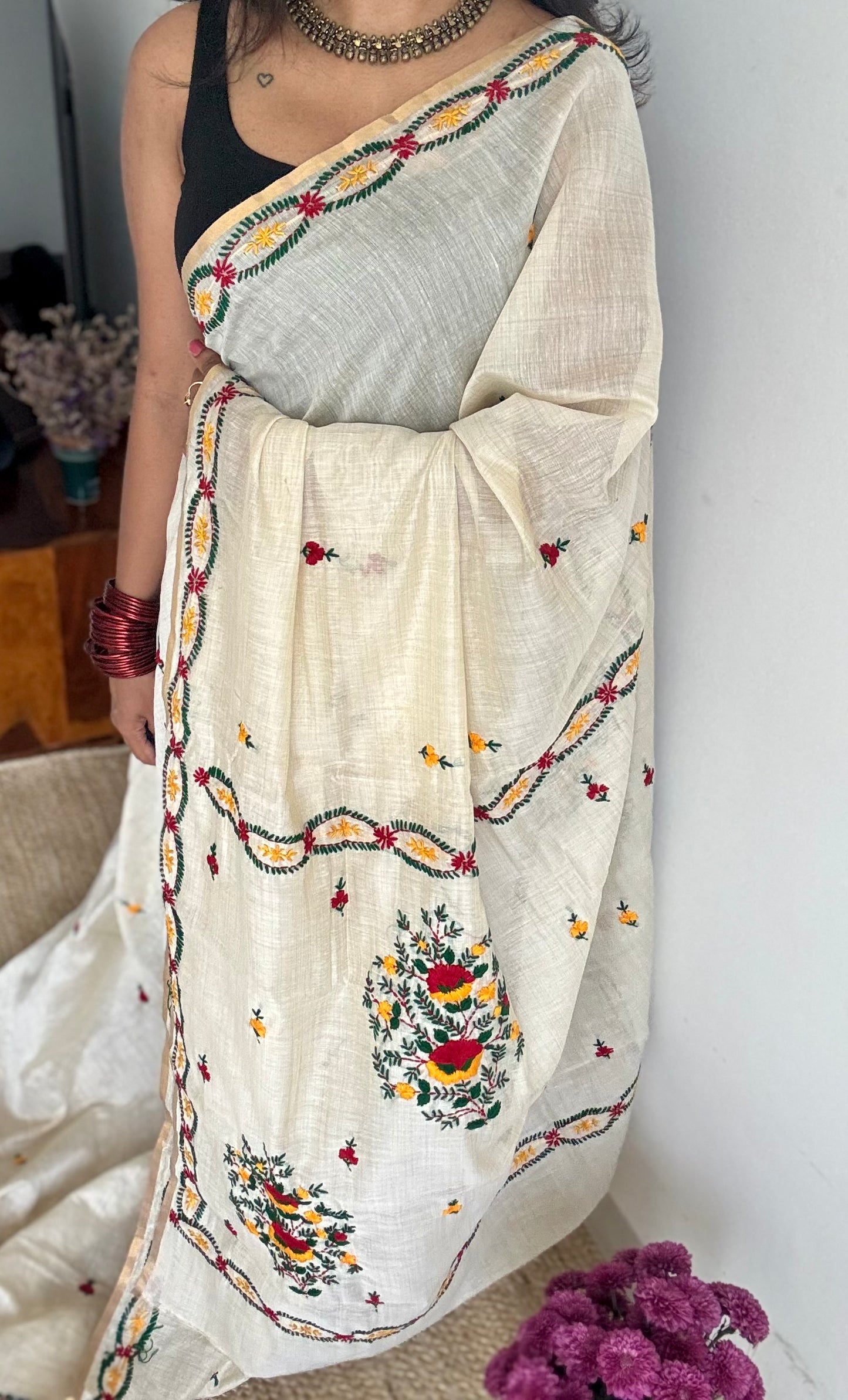 Ivory maheshwari cotton silk blend with red and yellow floral kantha threadwork - YCBLAUMK12
