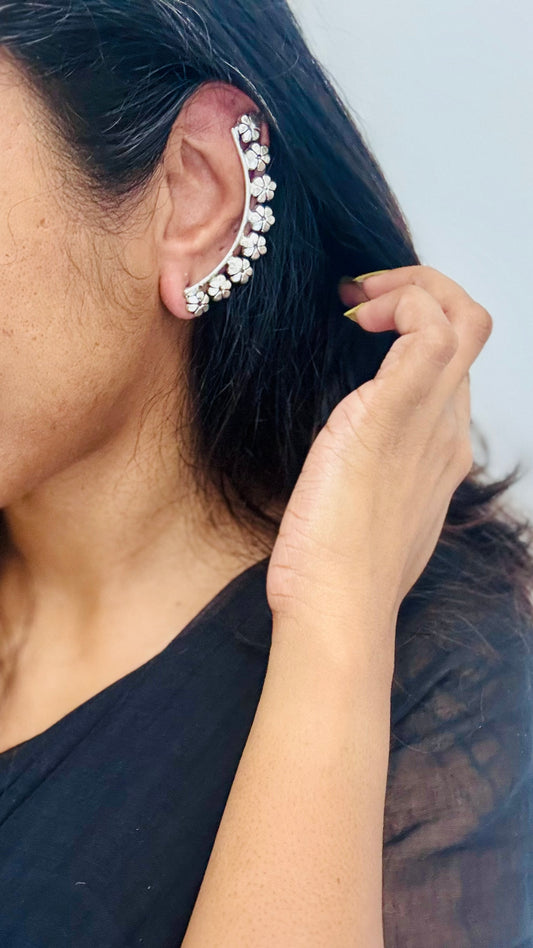 Oxidised silver, floral patterned earcuff - YCOSEEC303