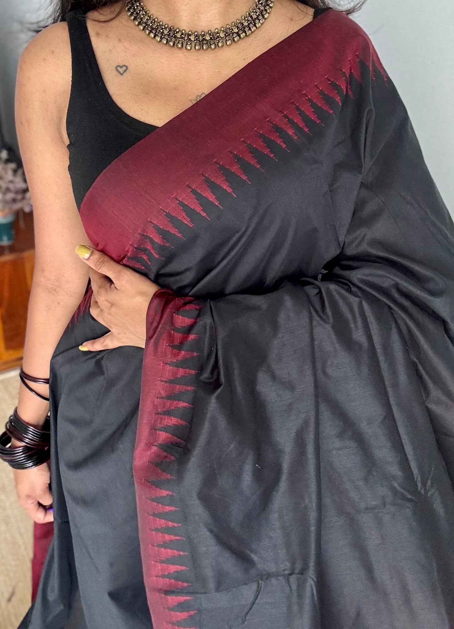 Black with maroon temple border - cotton silk - YCCOTNSEKCS16