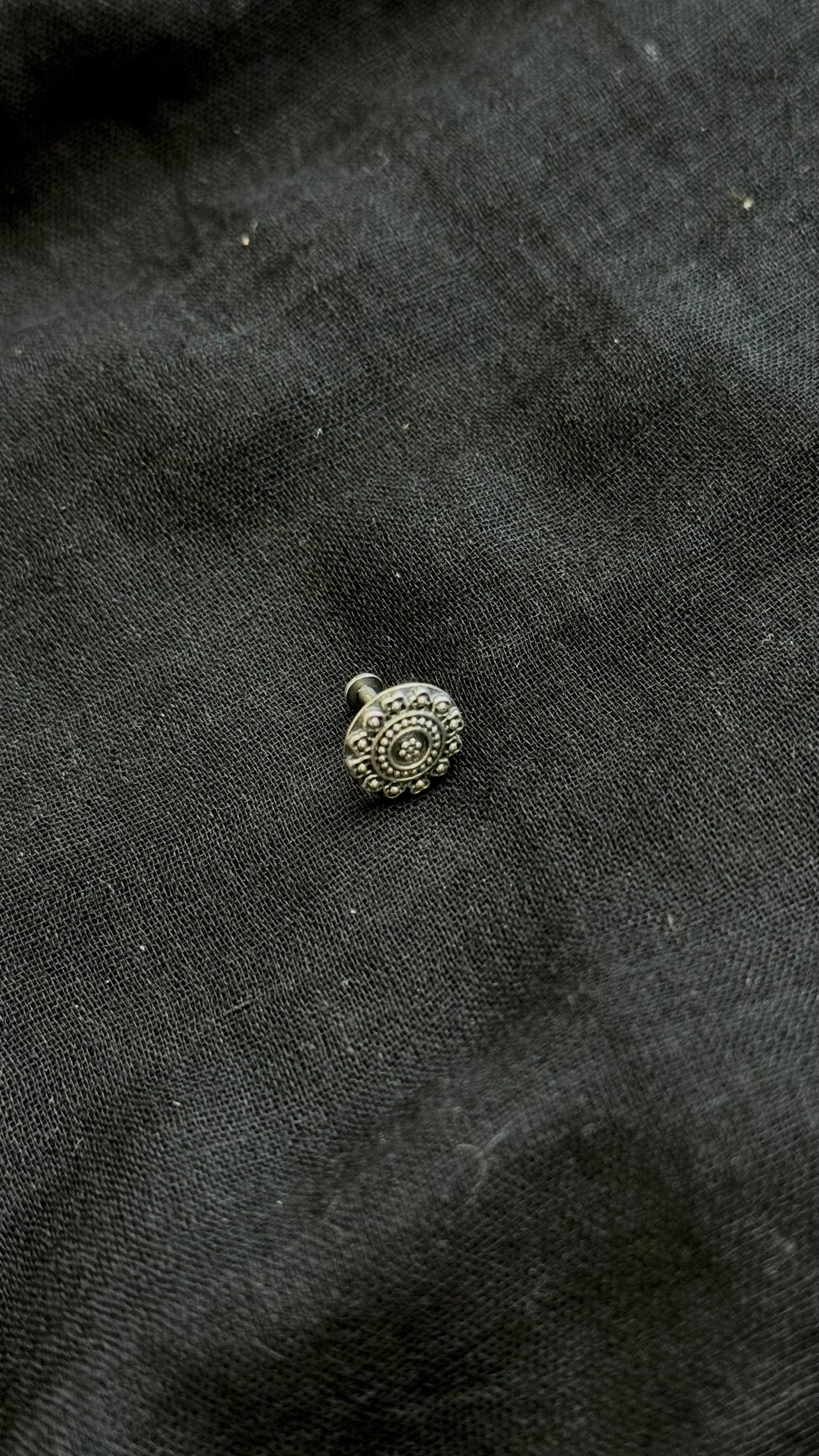 Round nose pin, intricate pattern in pure silver - YCNPP22