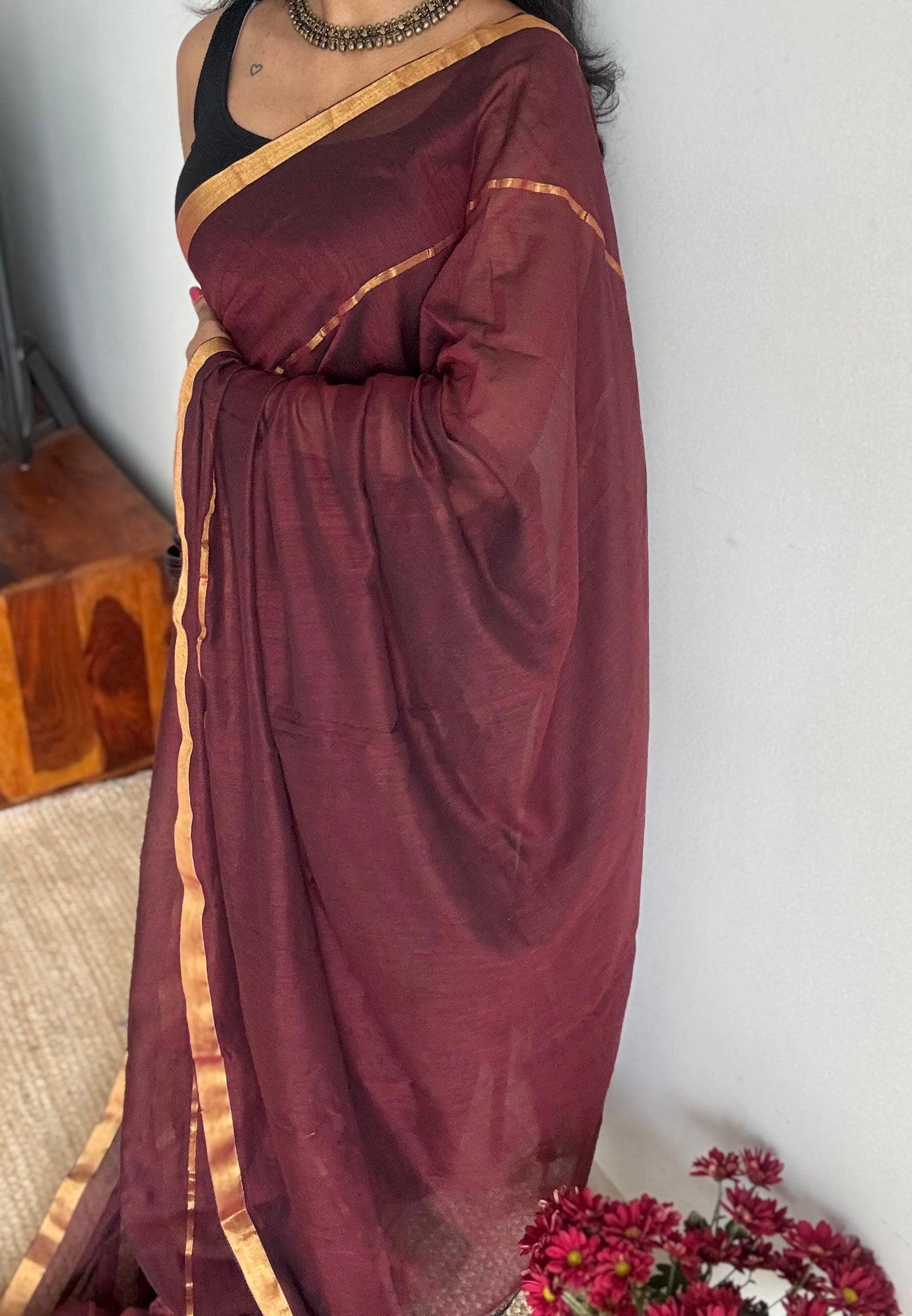 Brownish red dual tone mul, antique gold zari, gap border pattern - YCBCMCGZSE72