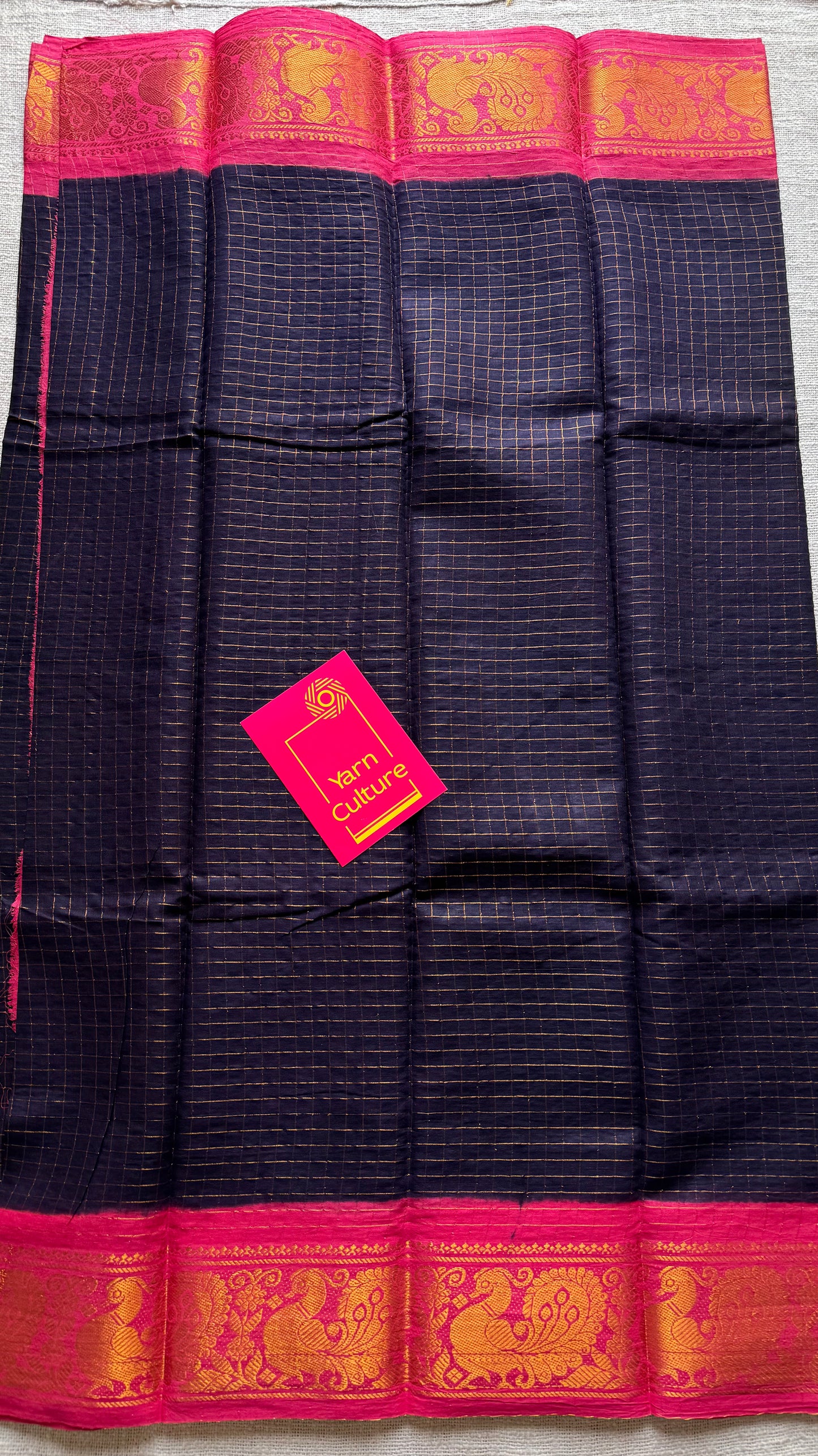 Black with pinkish red checkered sungudi, madurai cotton - YCCOTNOCSC23