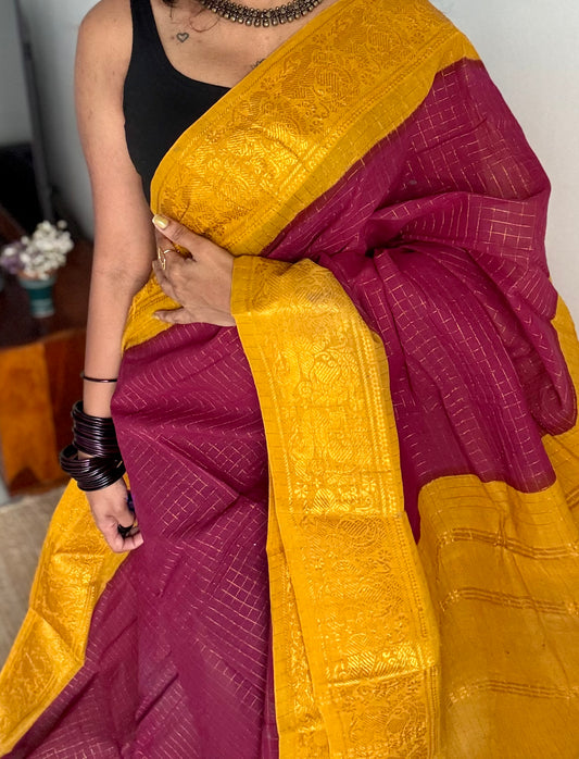 Maroon with turmeric yellow checkered sungudi, madurai cotton - YCCOTNSUDE45
