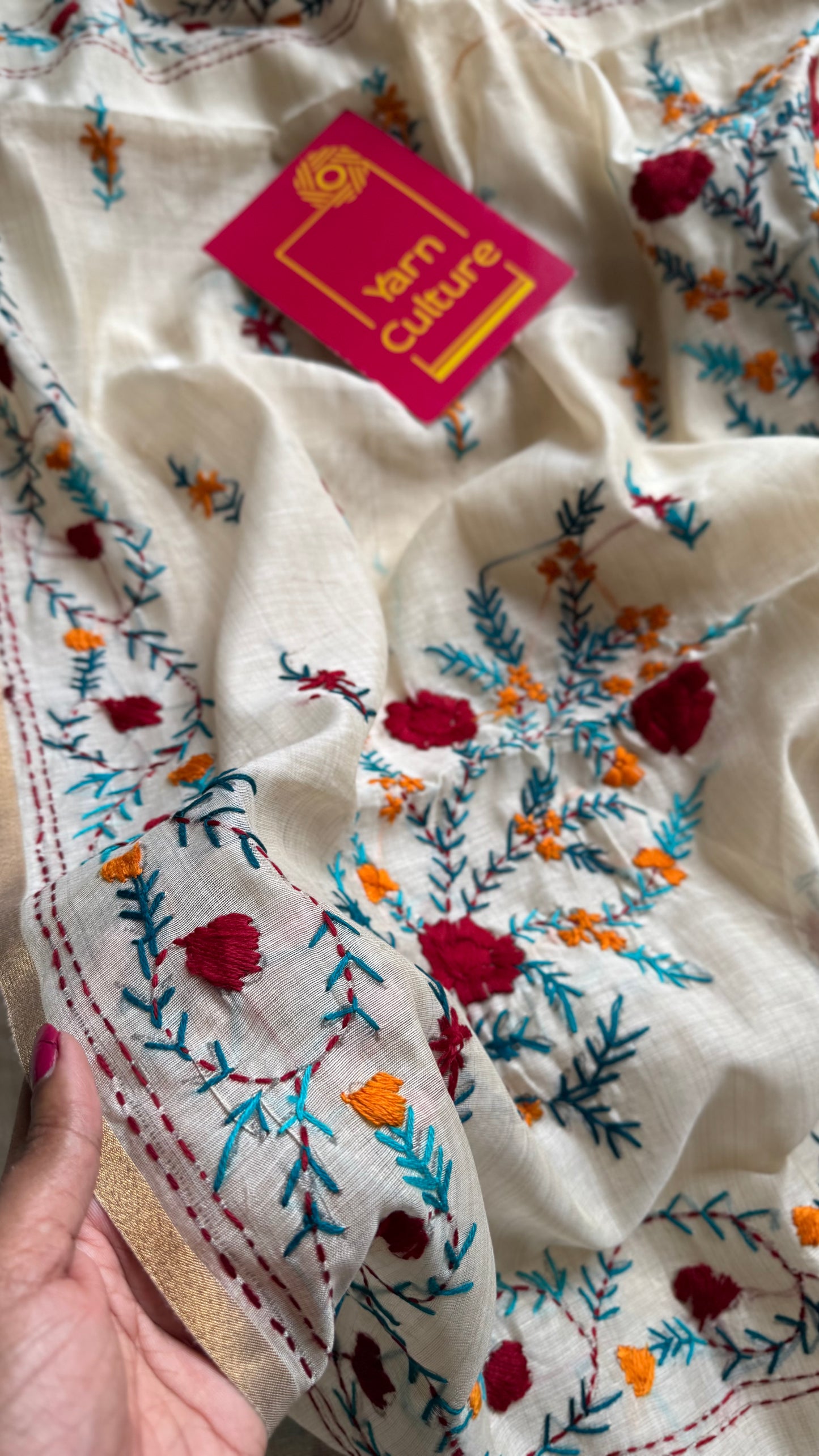 Ivory maheshwari cotton silk blend with red and blue floral kantha threadwork - YCBLJULMK03