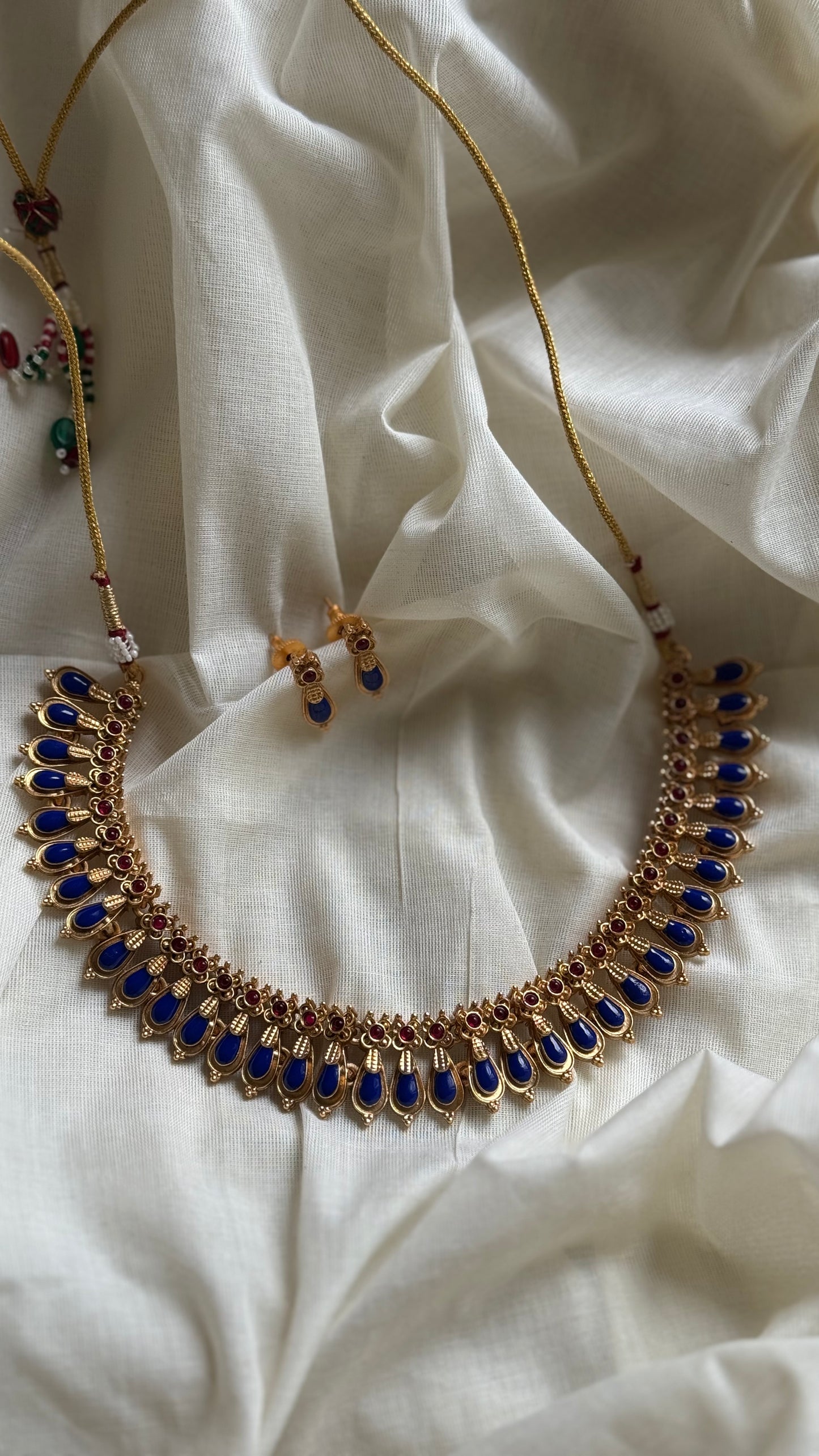 Blue nagapadam necklace with stud earrings - YCAGC138