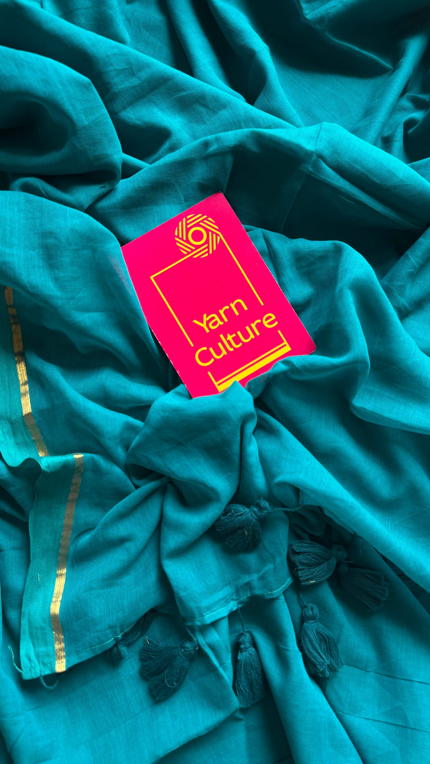Cyan blue mul, thin antique gold zari gap border - YCBCMCLSE42