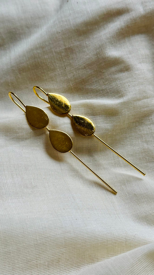 Gold plated earcuff, drop shaped - YCGPECF418
