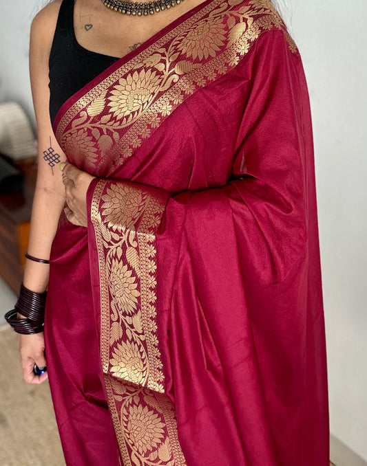 Maroon, semi crepe silk saree with antique gold floral border - YCLOKOC56