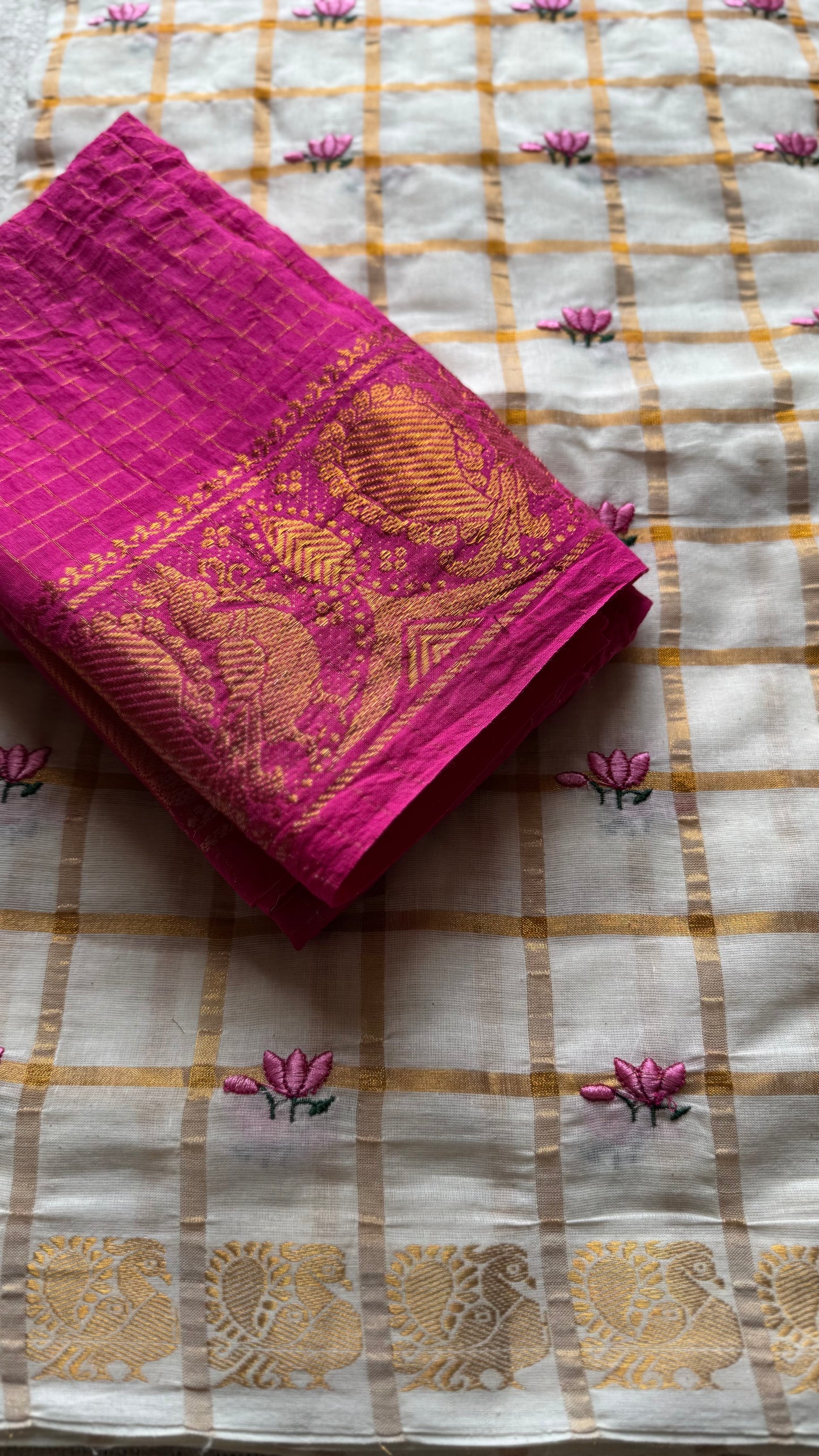 Sruthi : Thaamara Kattam - pink lotus embroidery, ivory & gold, soft cotton - YCONKCE273