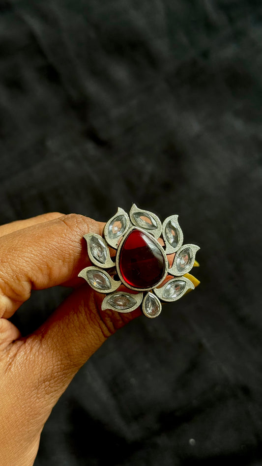 Adjustable lotus ring - white dark red stones - YCOSFR143