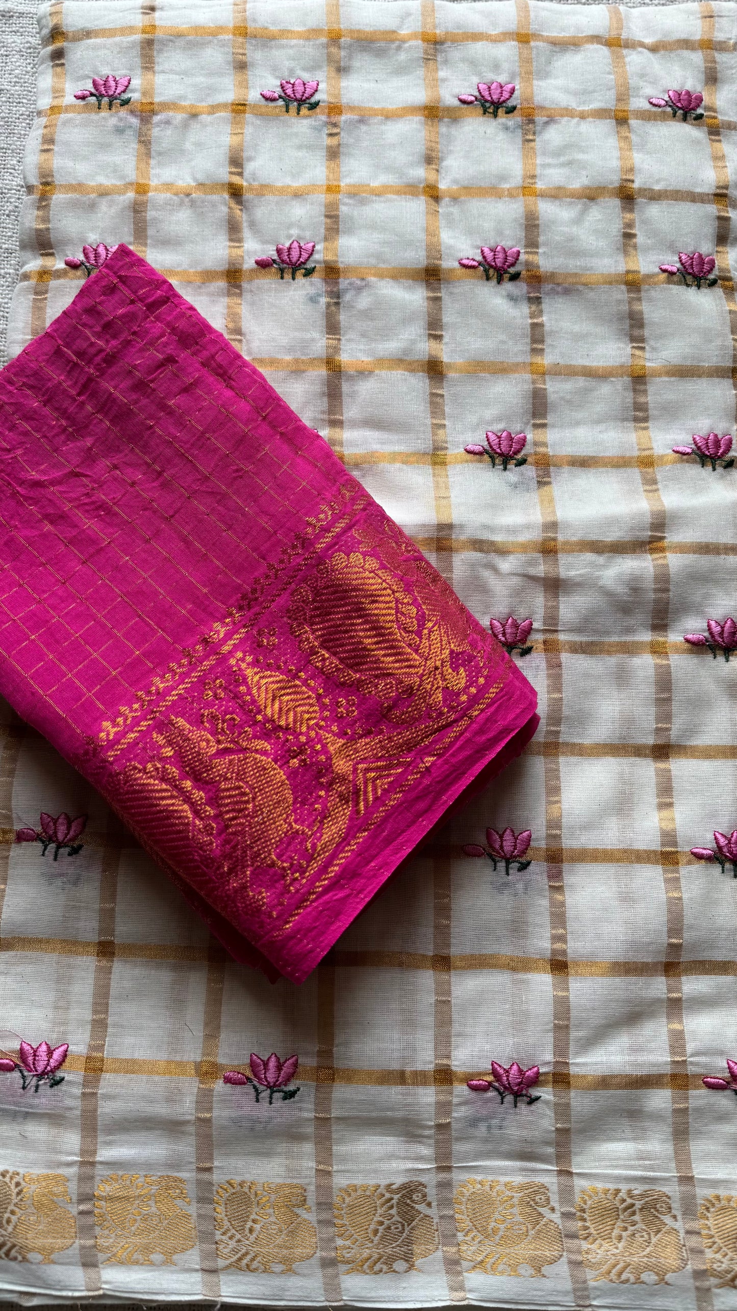 Sruthi : Thaamara Kattam - pink lotus embroidery, ivory & gold, soft cotton - YCONKCE273