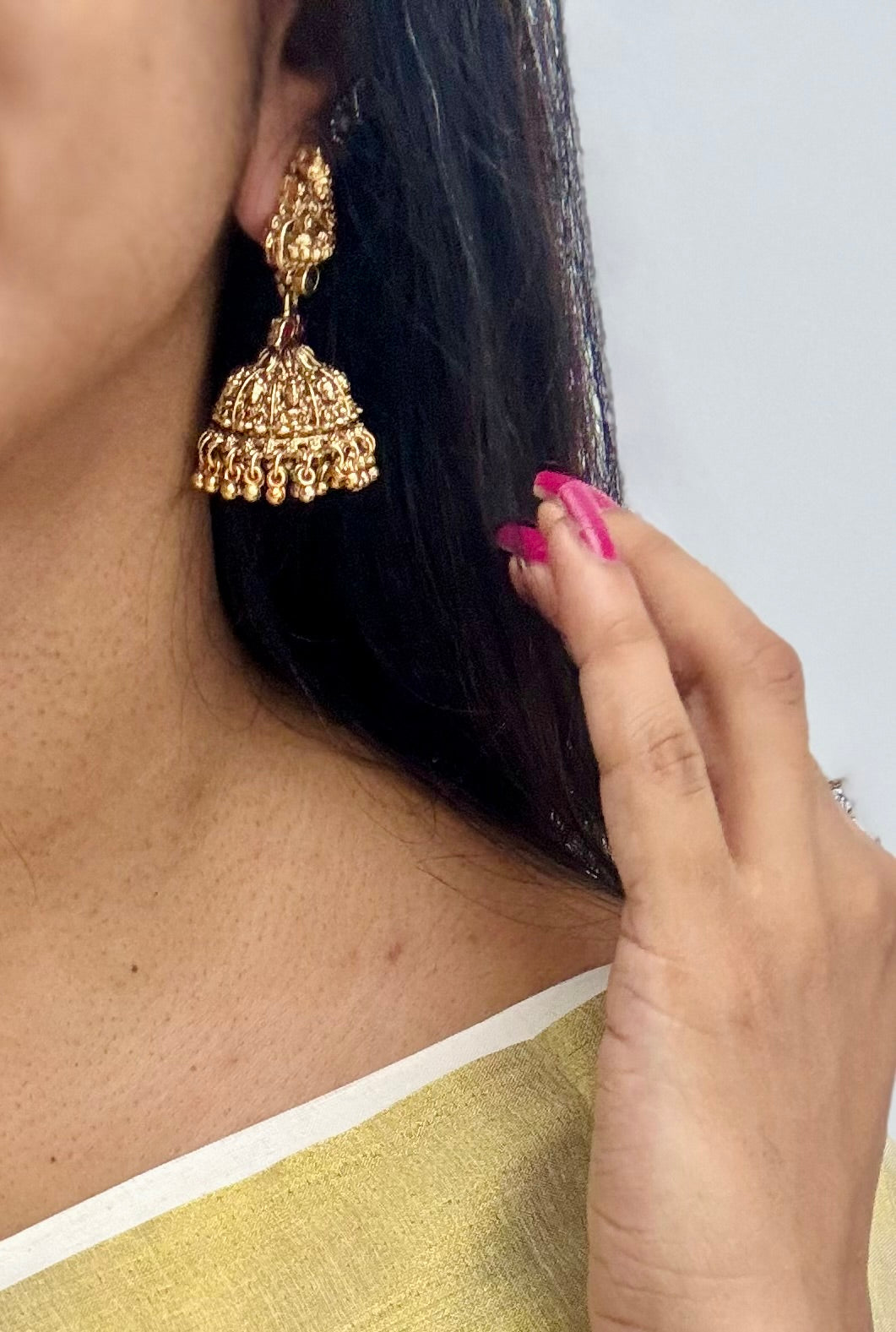 Jhumka with red green stone, antique gold - YCAGJK85