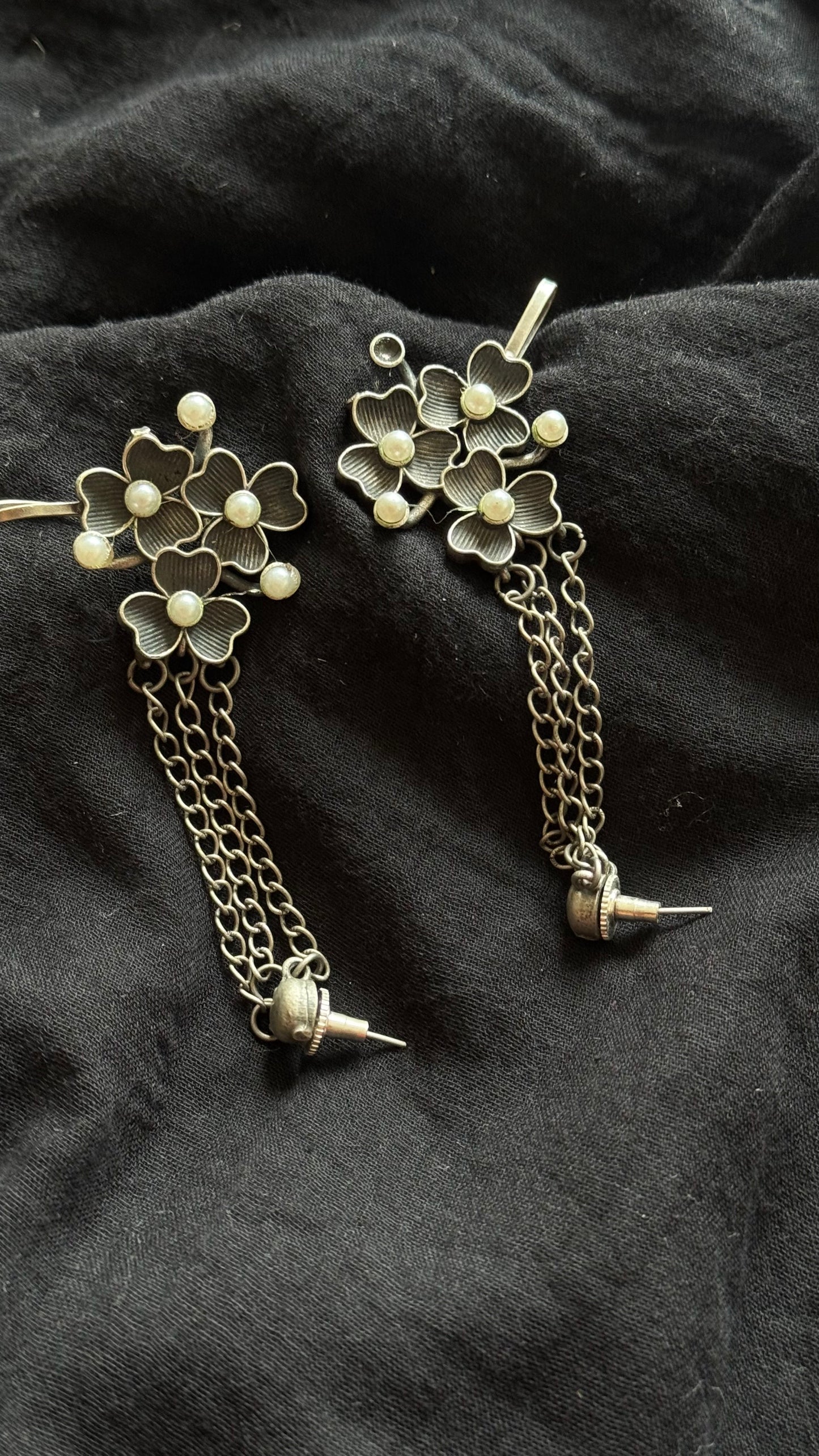 Oxidised silver, flower patterned earring cuff with clipon - YCOSED702