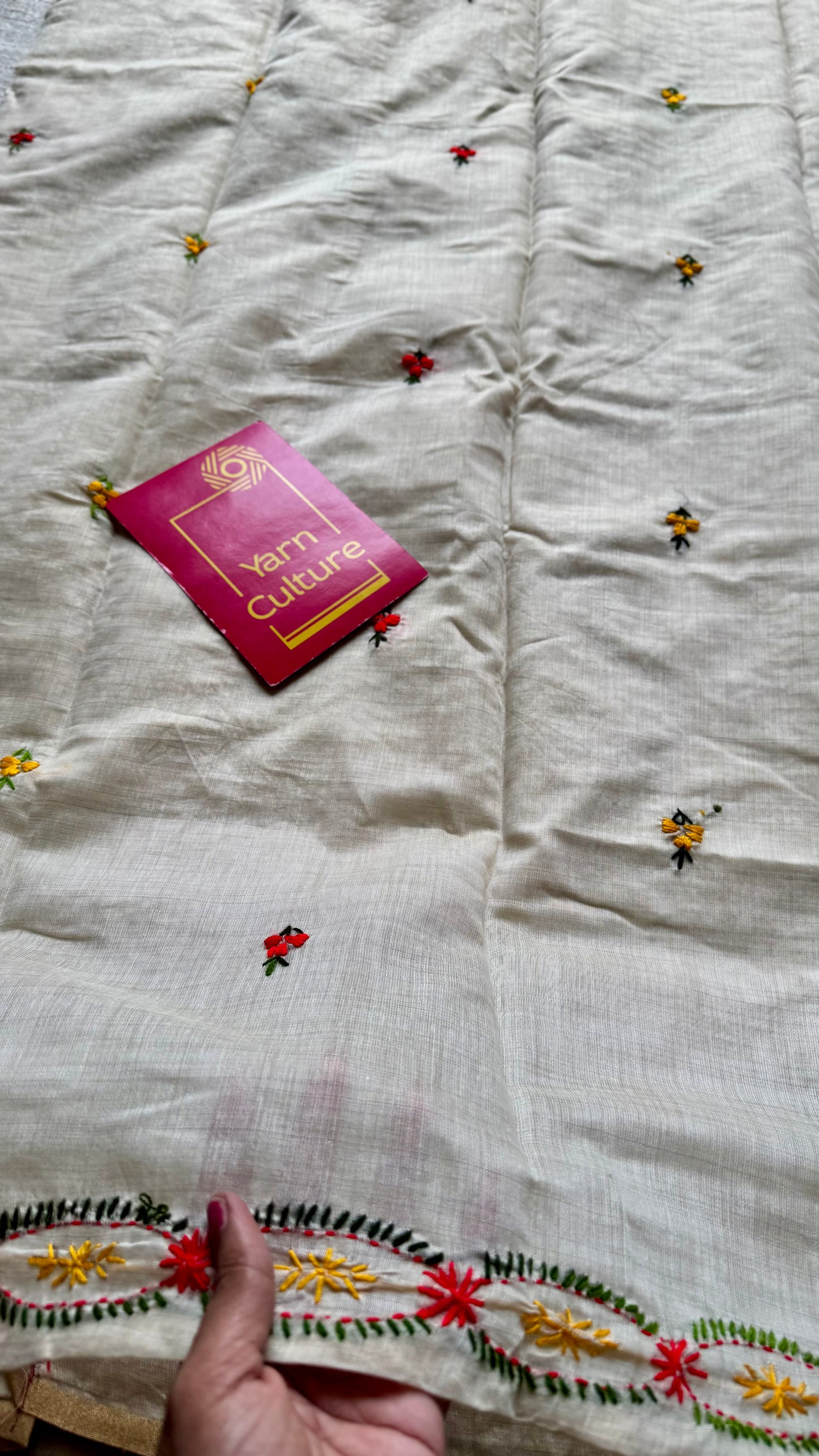 Ivory maheshwari cotton silk blend with bright red floral kantha threadwork - YCBLAUMK09